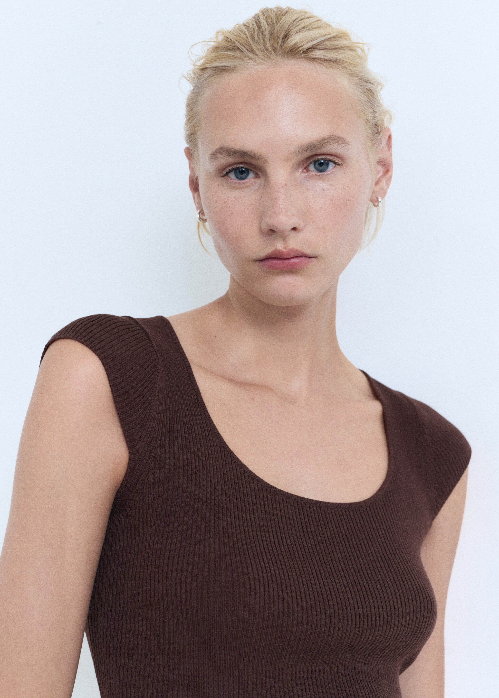 Pull-over maille côtelée manches courtes - Détail de l'article 1