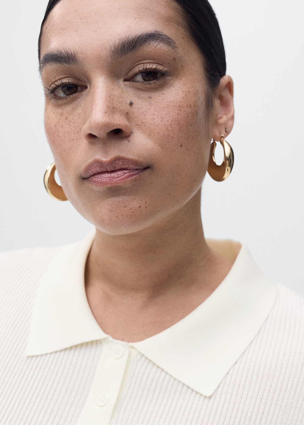 Short-sleeved polo-neck sweater