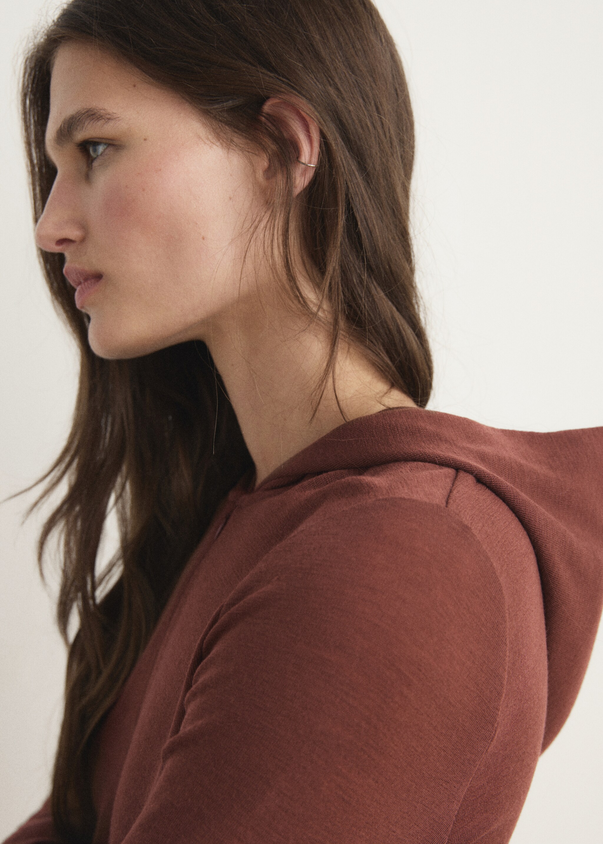 Wool hooded t-shirt - Details of the article 1, Brown. Ref: 17024106-00.