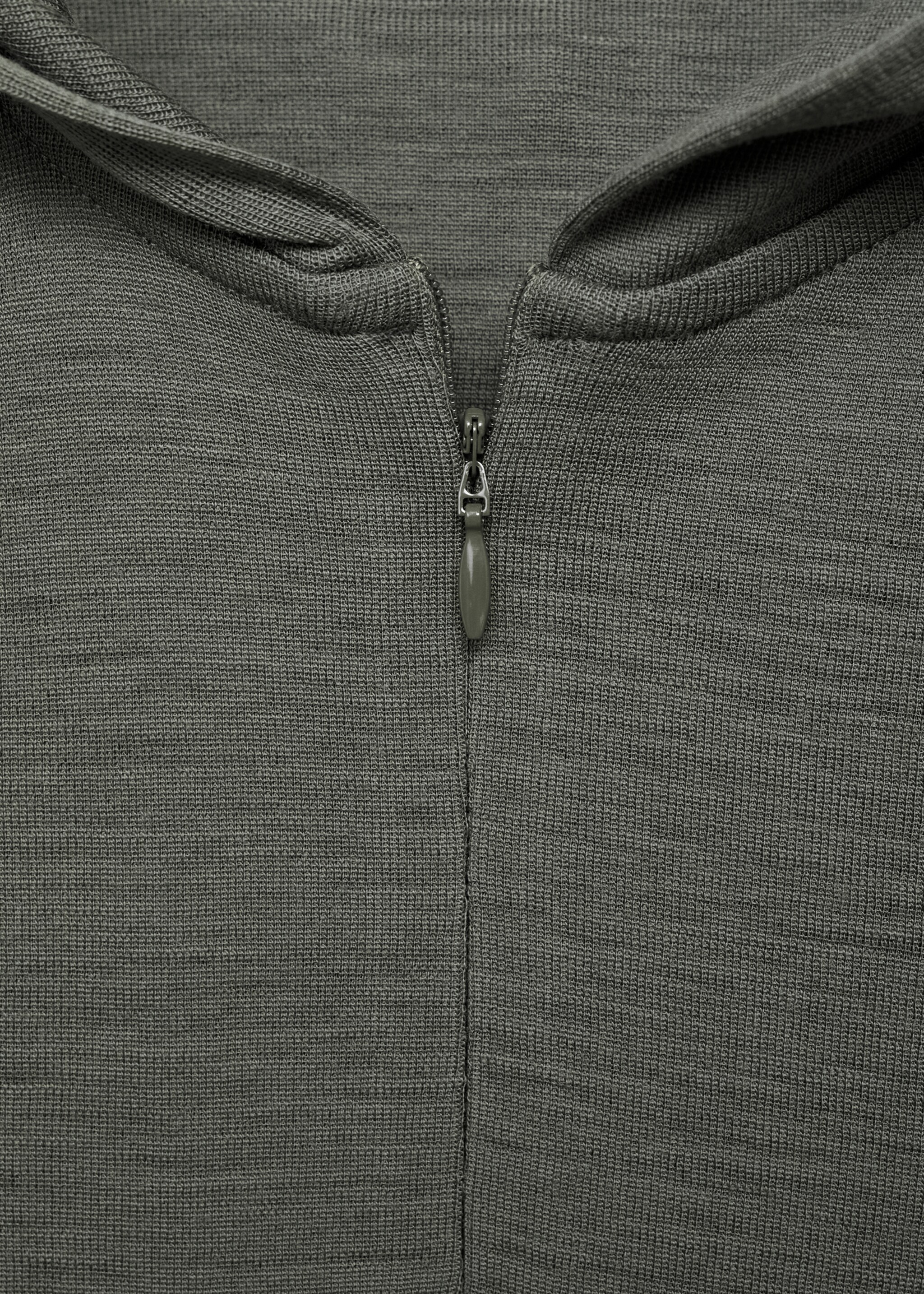 Wool hooded t-shirt - Details of the article 8, Green. Ref: 17024106-00.