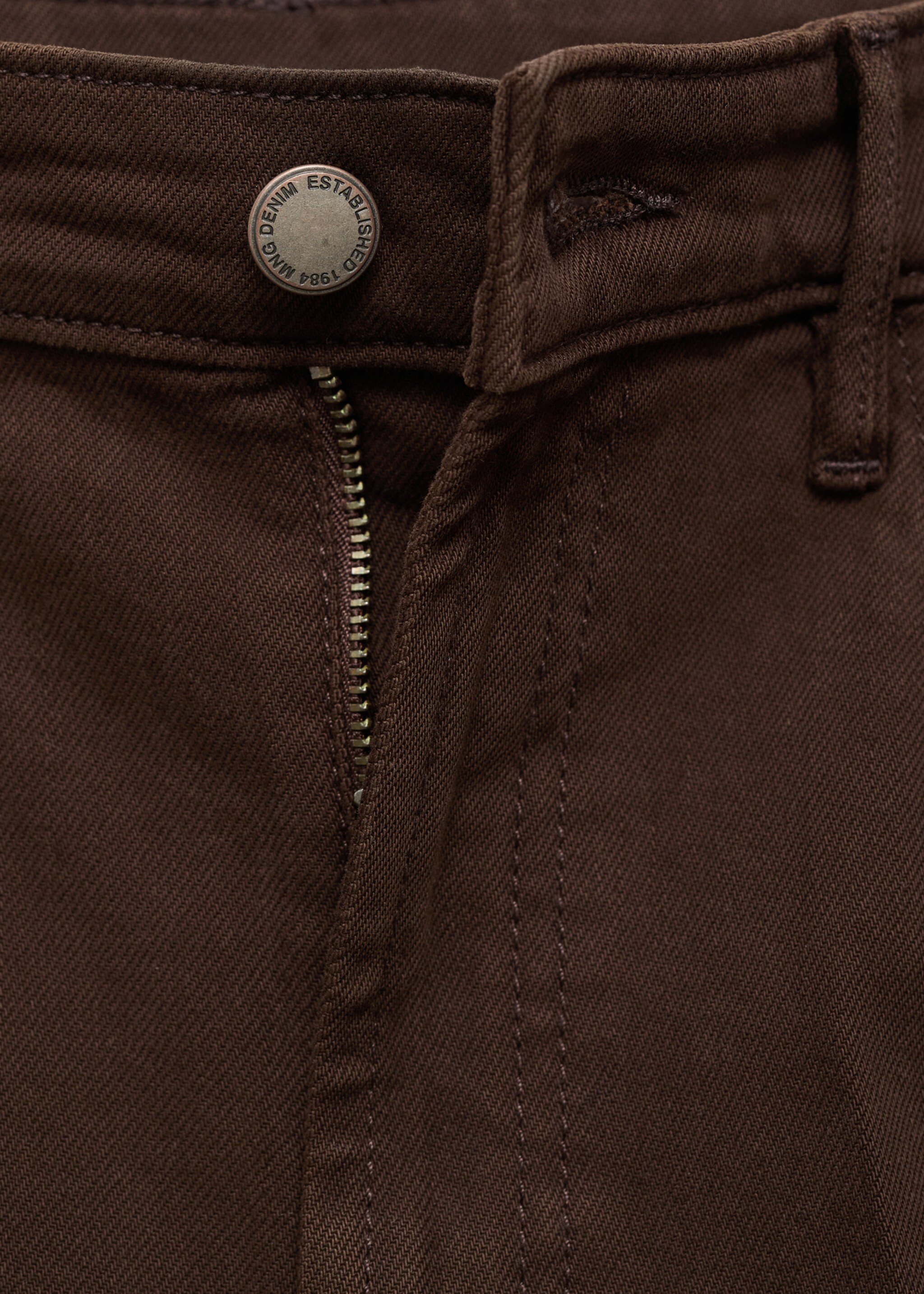 Jeans elise - Détail de l'article 8, Chocolat. Ref: 17024108-00.