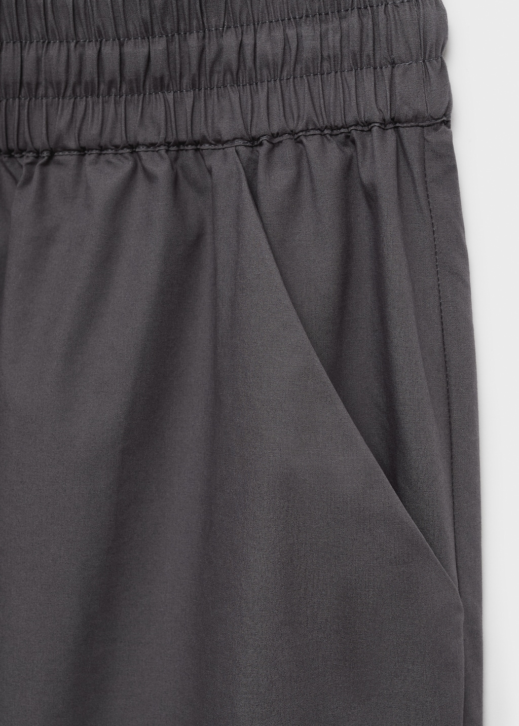 Cotton cropped pants with pockets