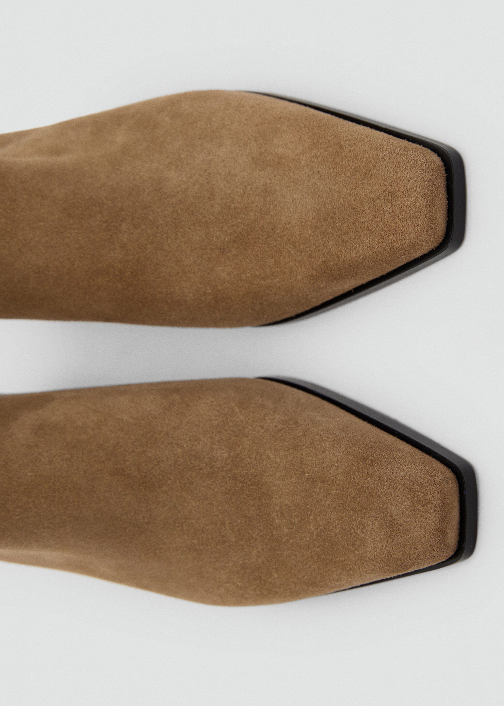 Heel suede ankle boot - Details of the article 2, Medium Brown. Ref: 17024114-00.