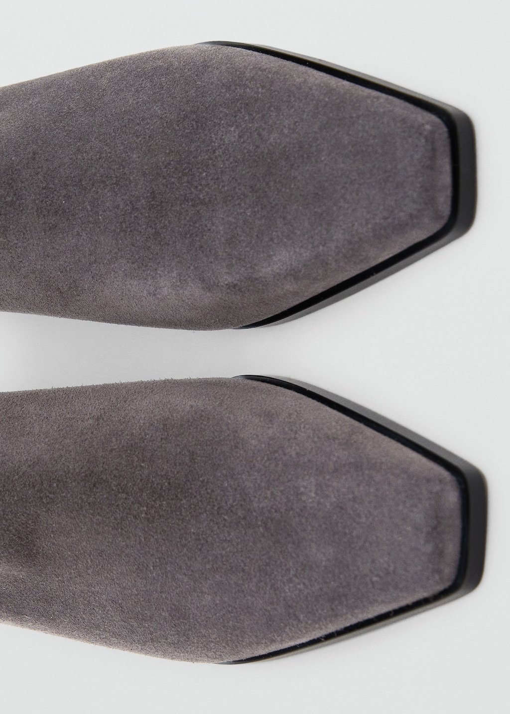 Heel suede ankle boot