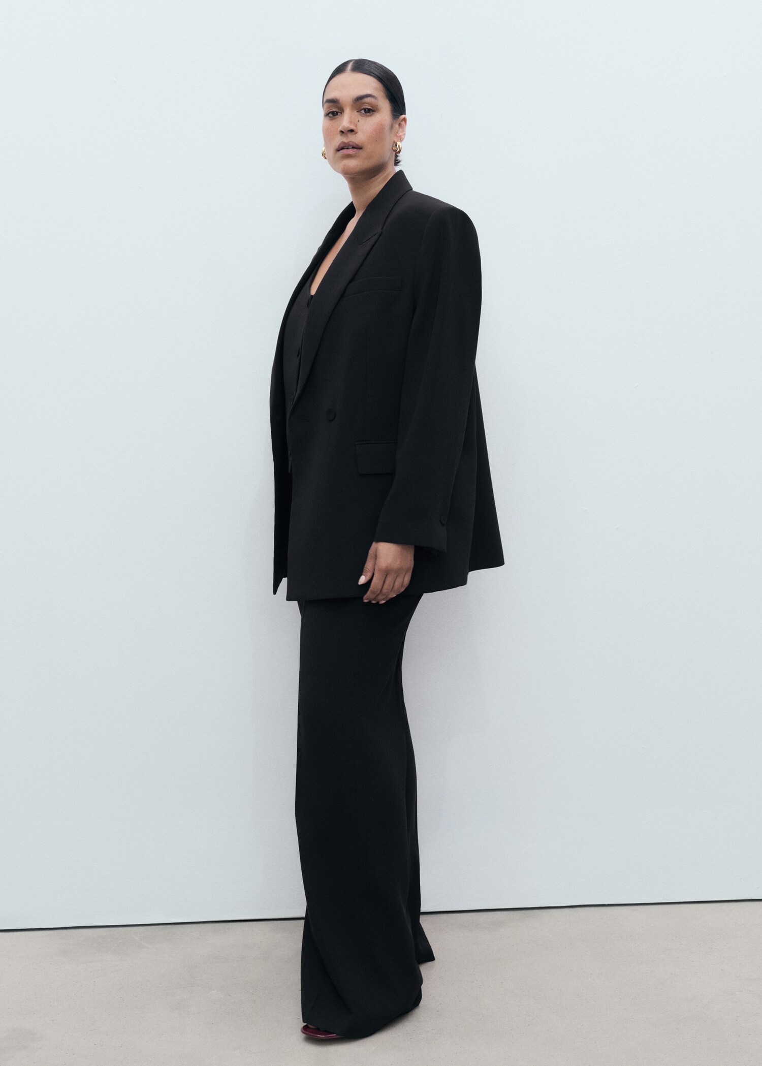 Straight mid-rise suit trousers - Details of the article 3