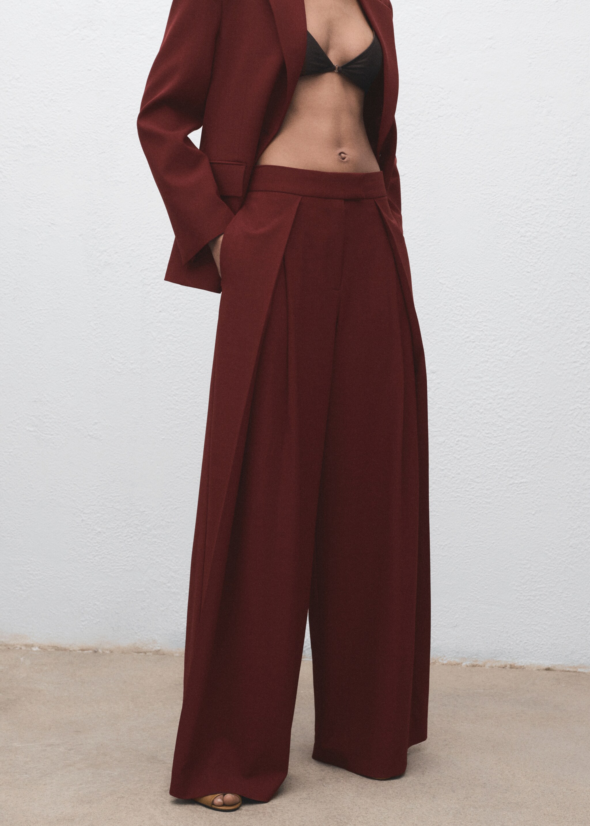 Wide-leg pleated suit trousers - Medium plane, Dark Orange. Ref: 17024120-00.
