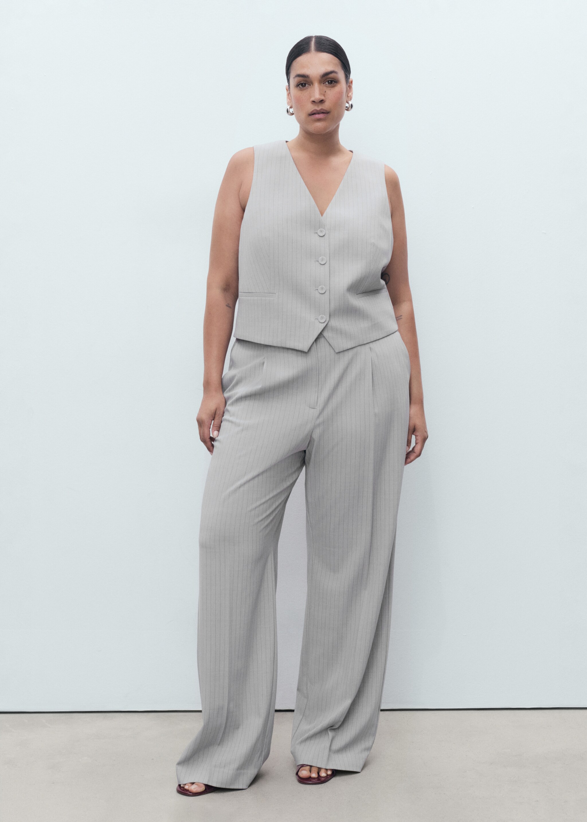 Pinstriped suit waistcoat - Details of the article 3, Grey. Ref: 17024121-00.