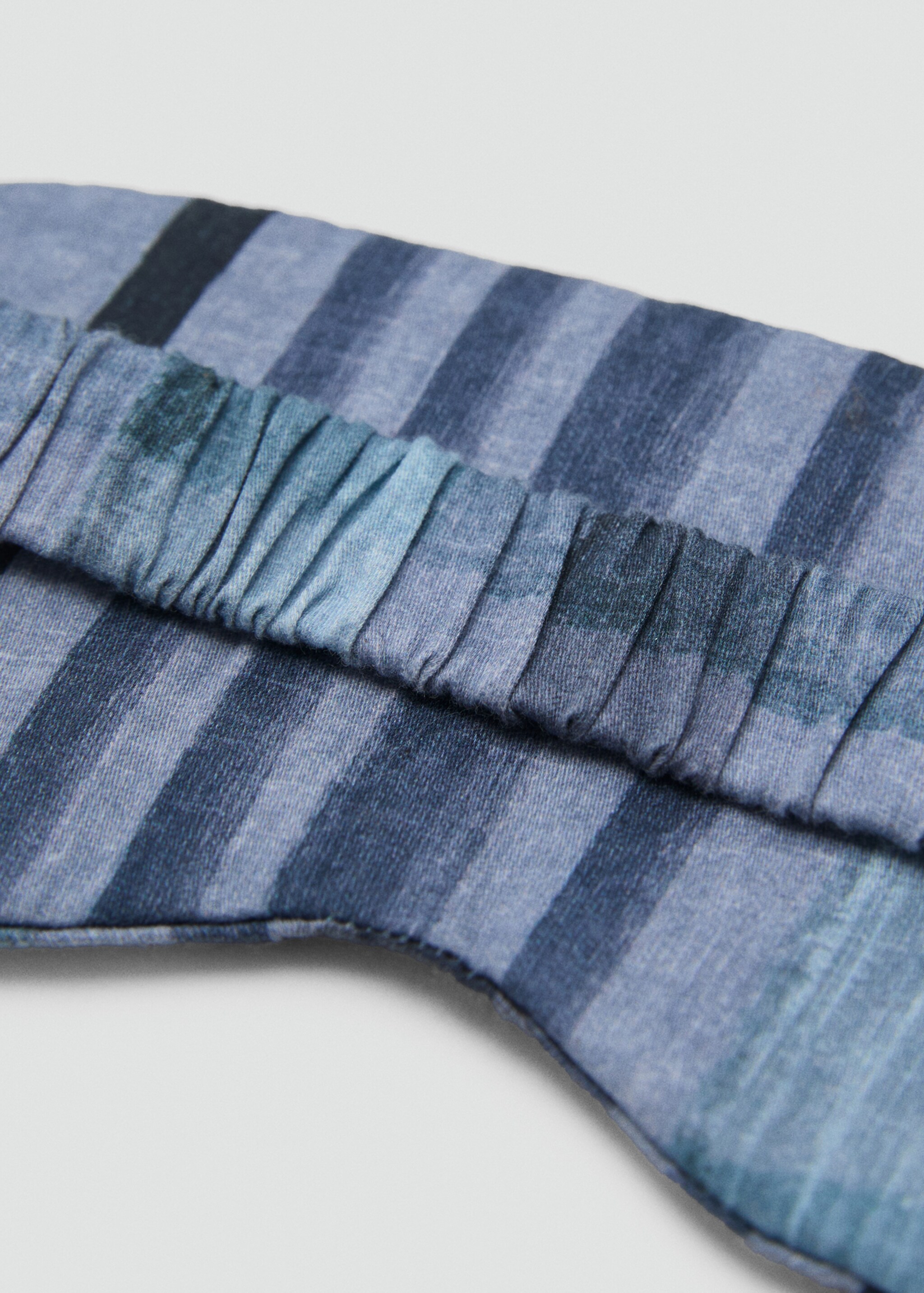 Printed sleeping mask - Plano médio, Azul-tinta. Ref: 17024122-00.