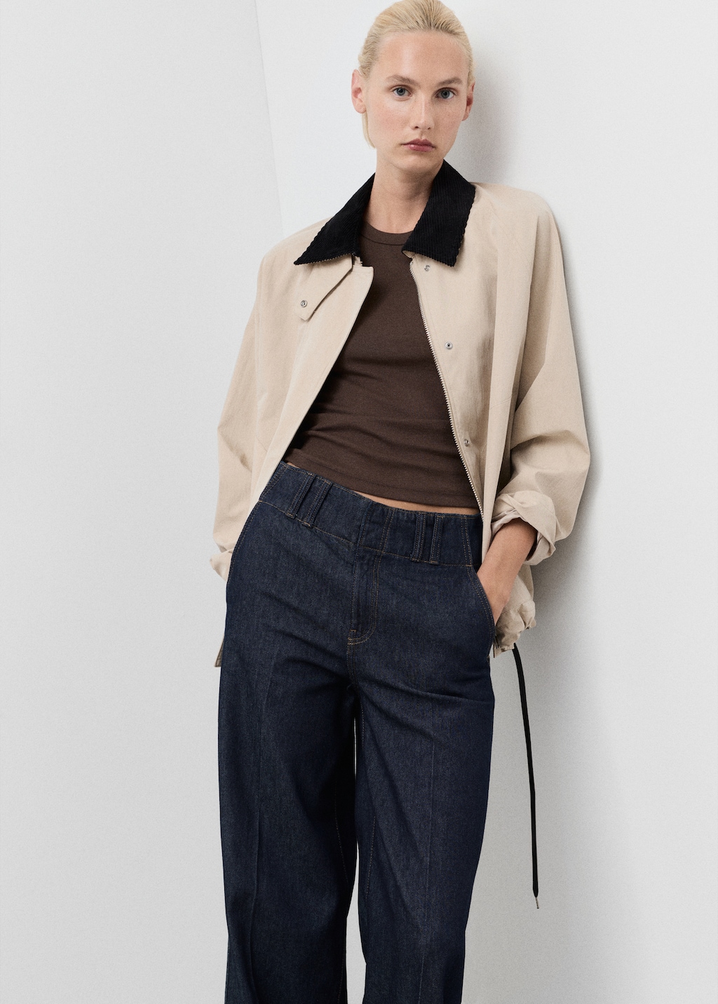 Wide-leg denim pants with belt loops