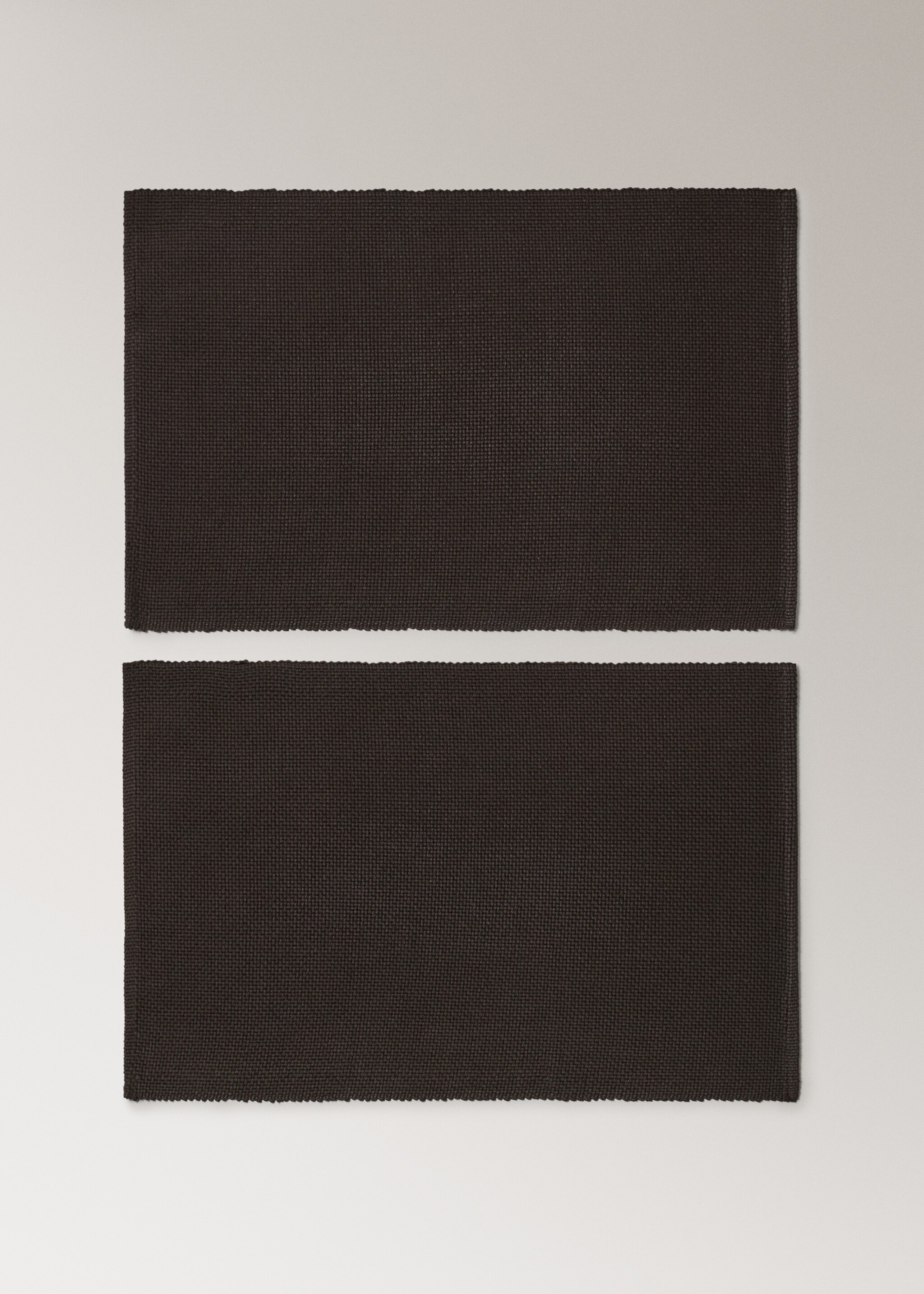 Cotton placemat made from piqué-textured cotton fabric - Article without model, Brown. Ref: 17024126-00.