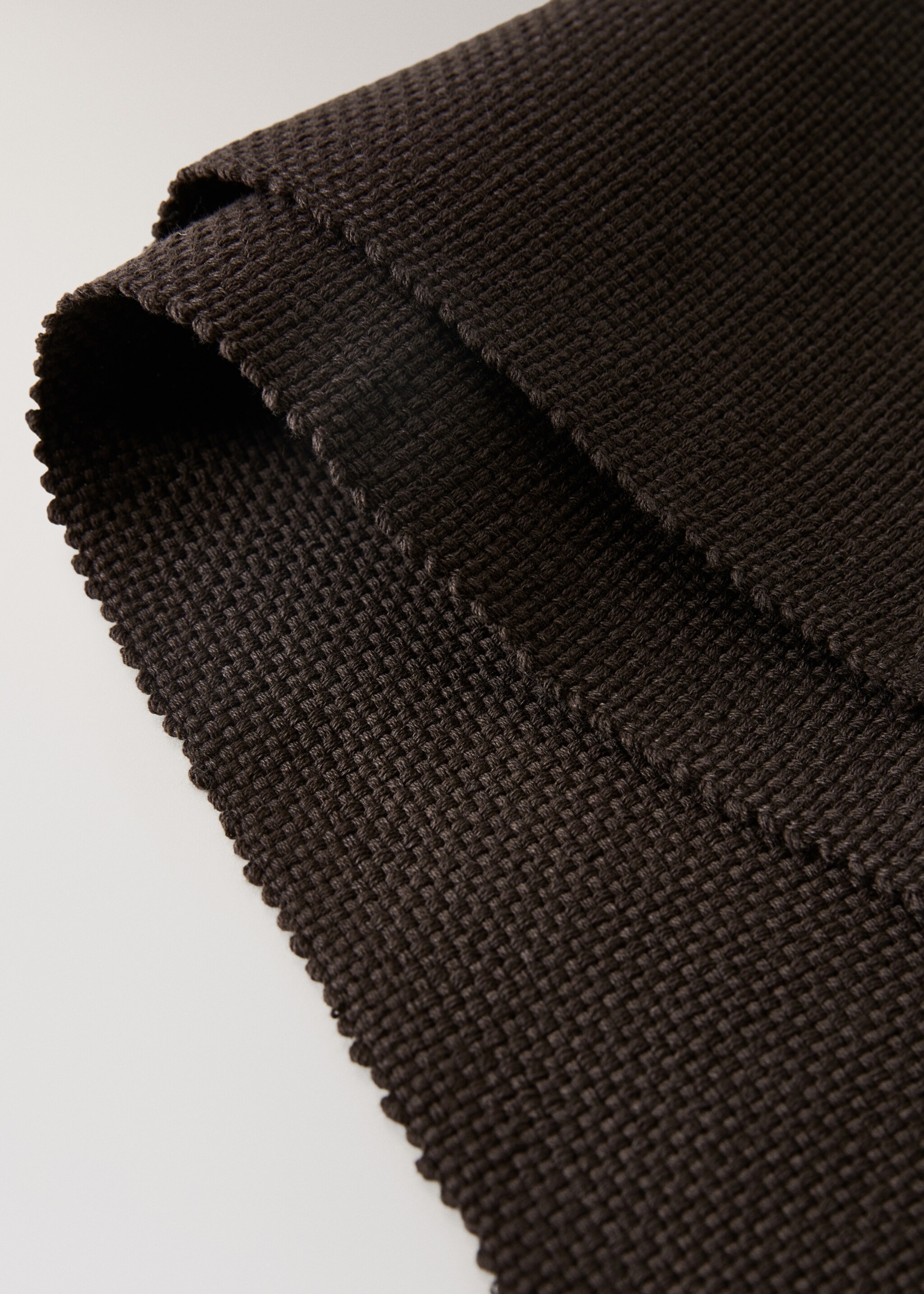 Cotton placemat made from piqué-textured cotton fabric - Details of the article 1, Brown. Ref: 17024126-00.