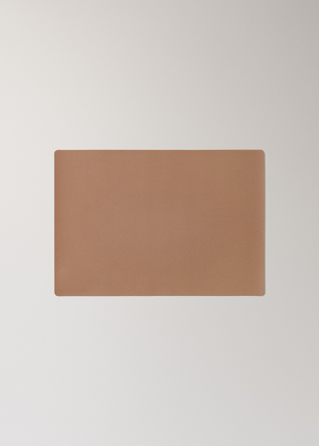 Rectangular leather-effect placemat