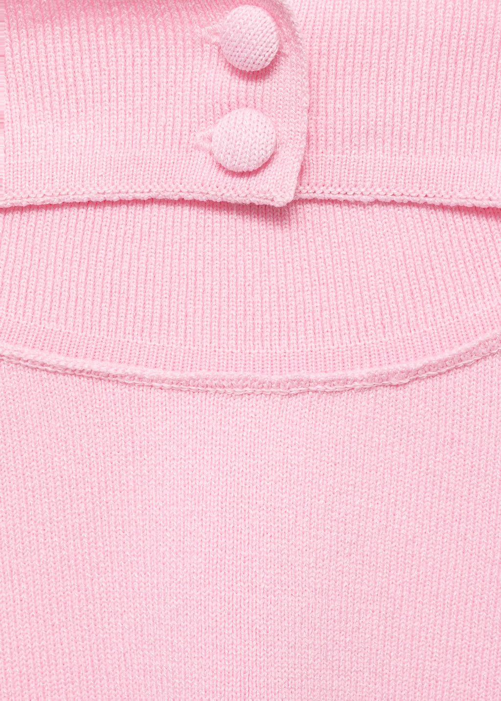 Halter-neck knitted top