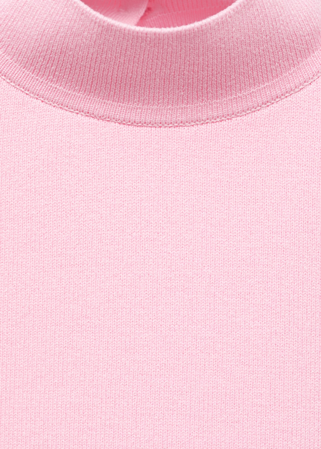 Halter-neck knitted top