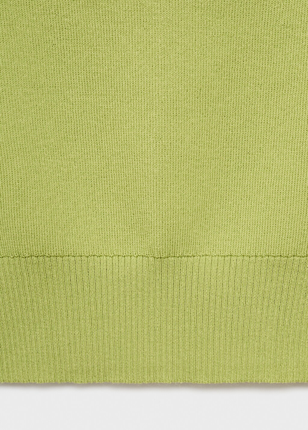 Knitted top with crossed back