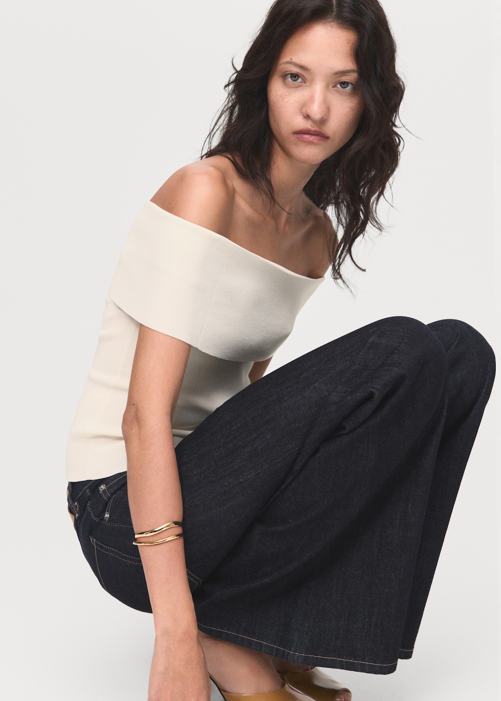 Strapless knitted top