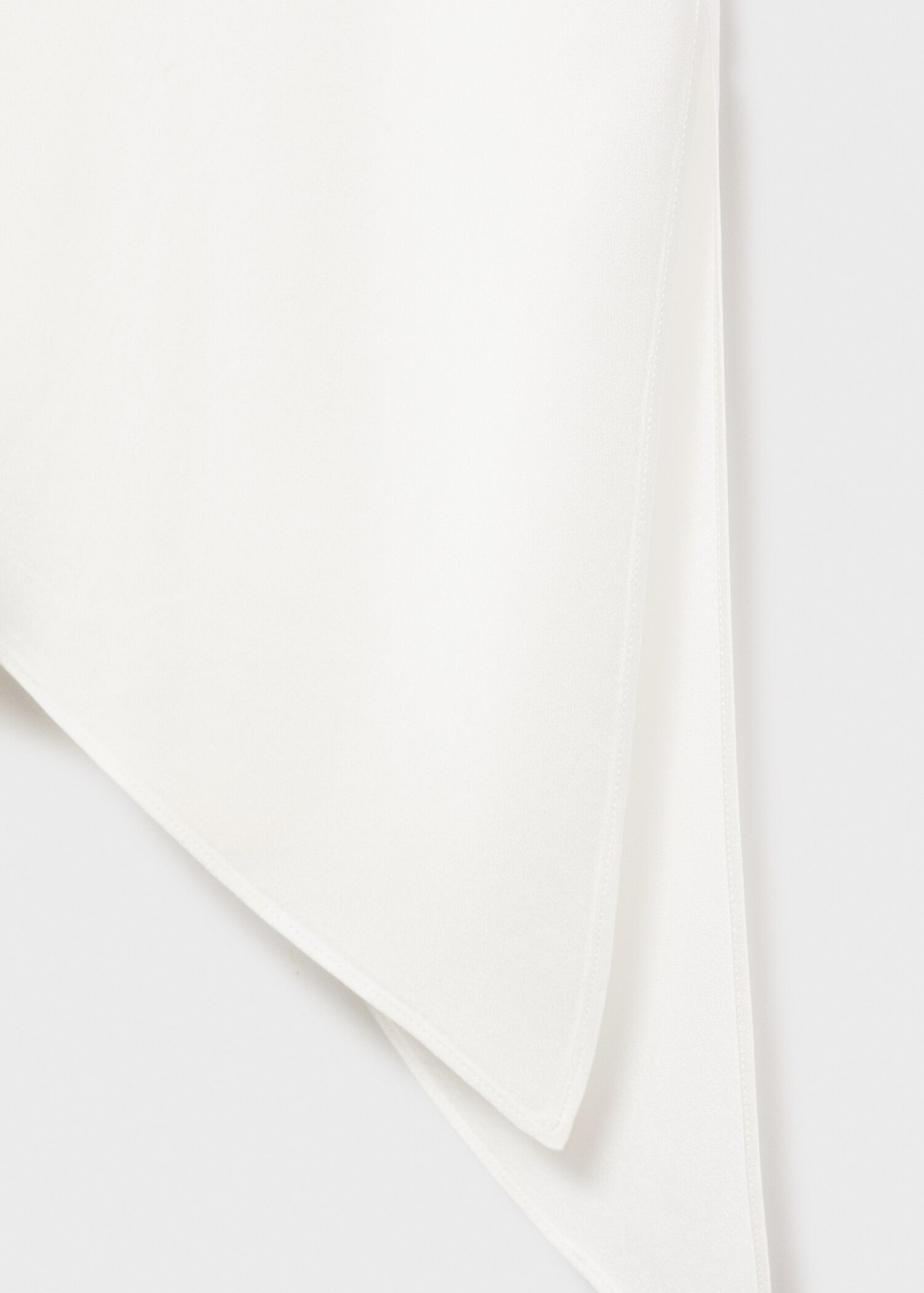 Top satiné asymétrique - Détail de l'article 0