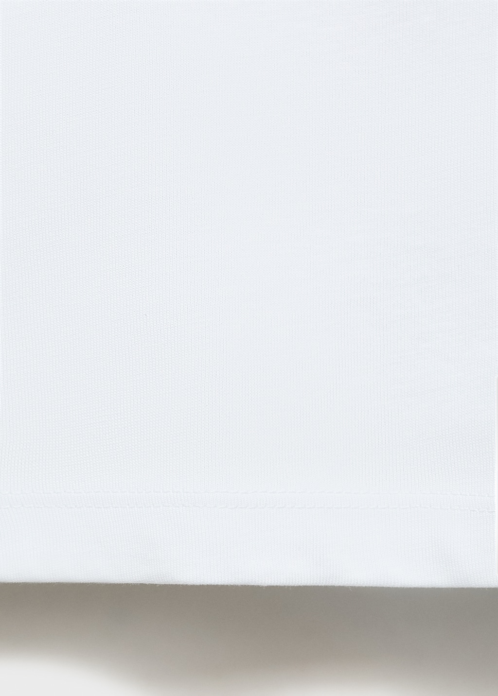 Embroidered short-sleeved t-shirt