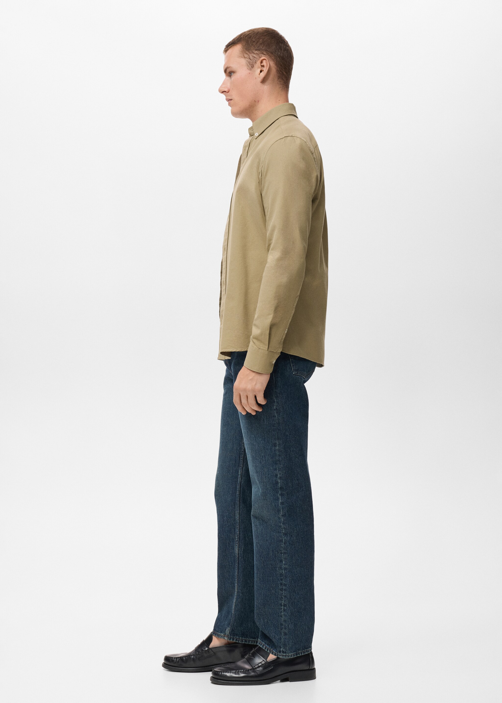 100% cotton Oxford shirt - Details of the article 2, Khaki. Ref: 17024431-00.