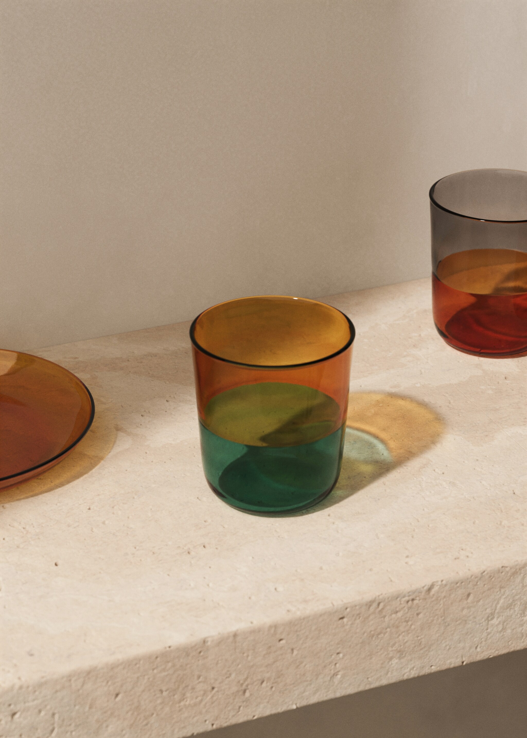 Two-tone borosilicate glass - Details of the article 7, Green. Ref: 17024444-00.
