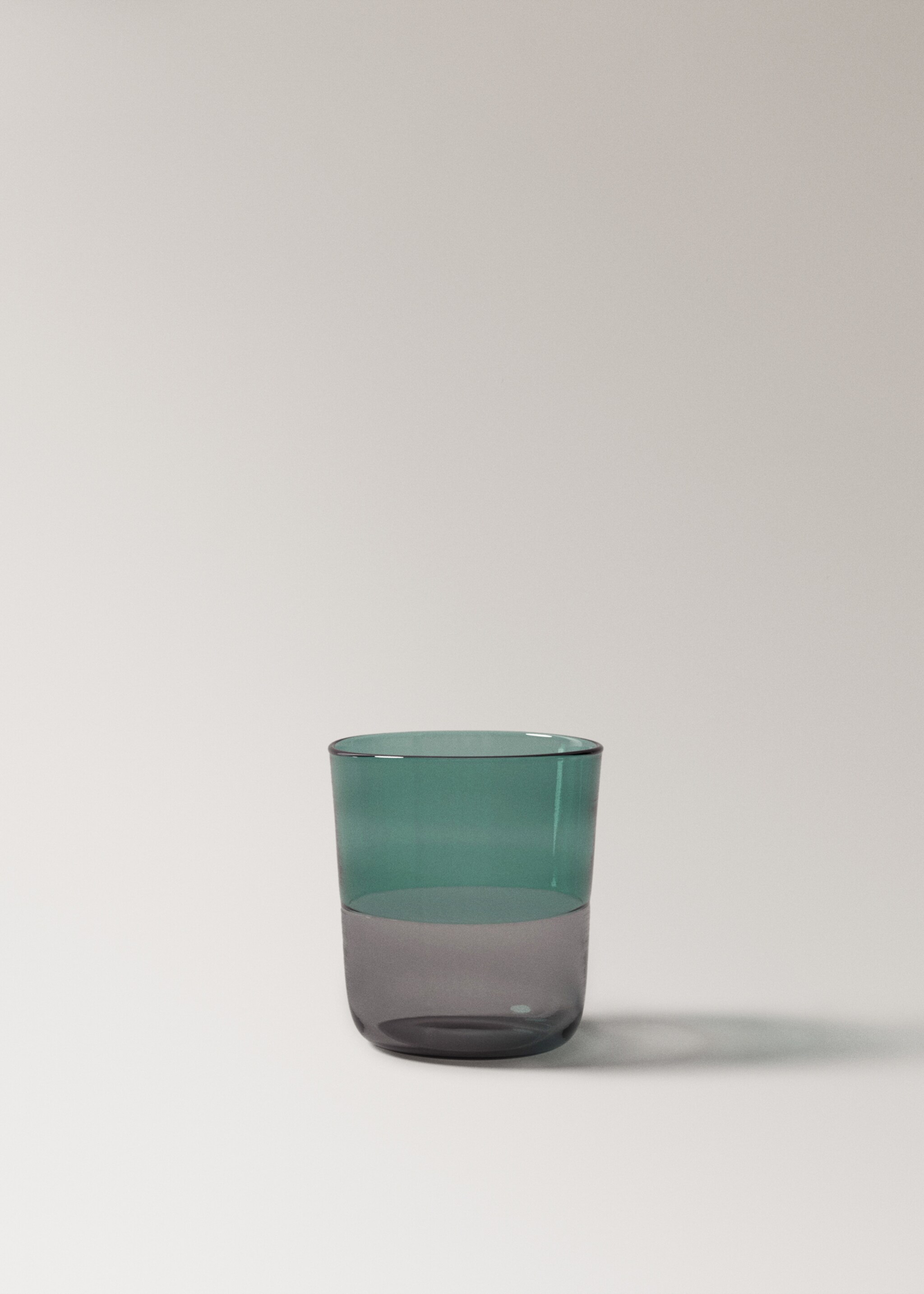 Two-tone borosilicate glass - Article without model, Charcoal. Ref: 17024444-00.