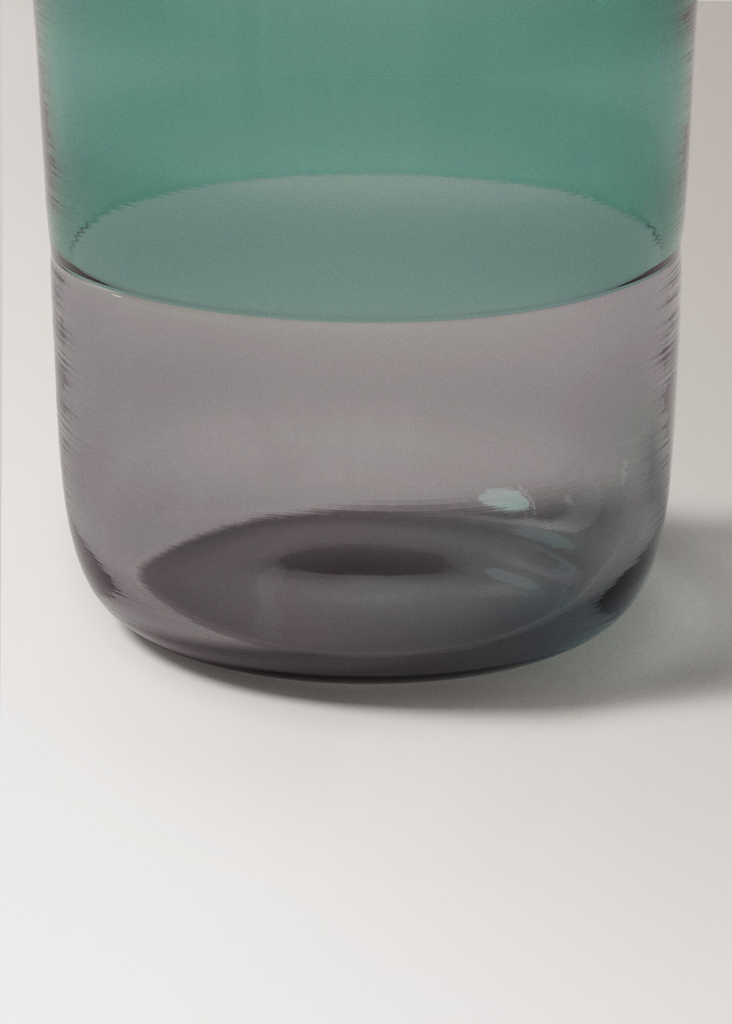 Two-tone borosilicate glass - Details of the article 2