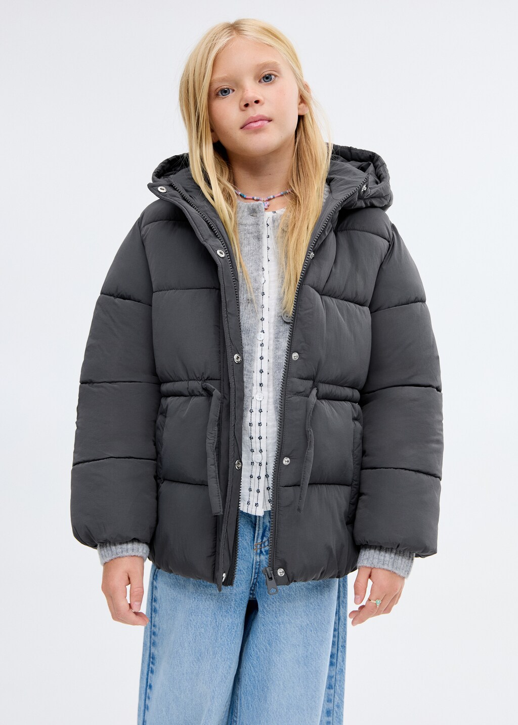 Hooded anorak with drawstring