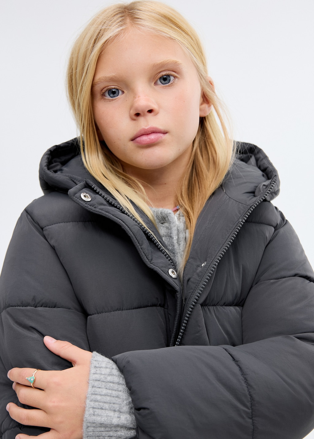 Hooded anorak with drawstring