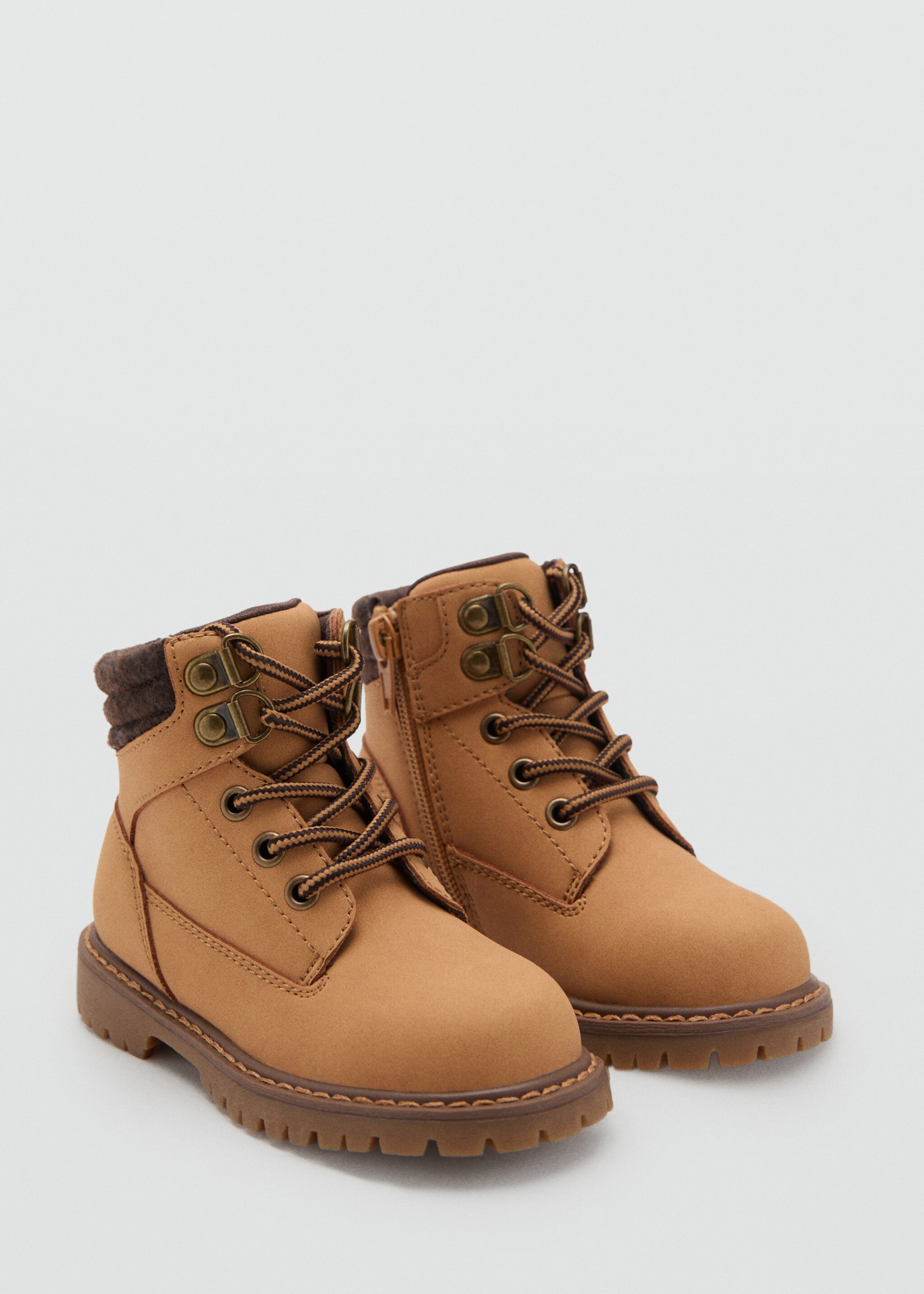 Lace-up mountain boots - Medium plane, Medium Brown. Ref: 17025148-00.
