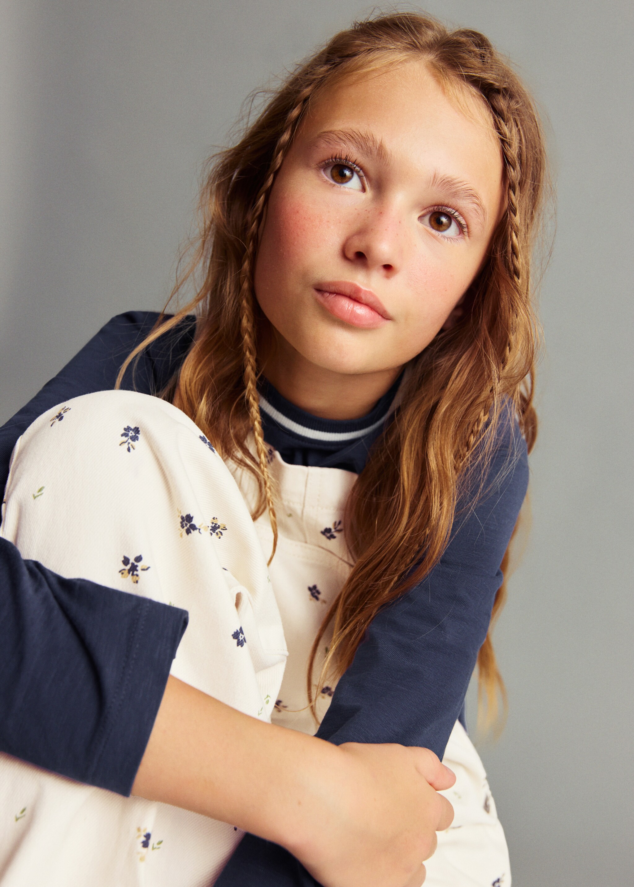 Contrast neck t-shirt - Details of the article 1, Navy. Ref: 17025159-00.