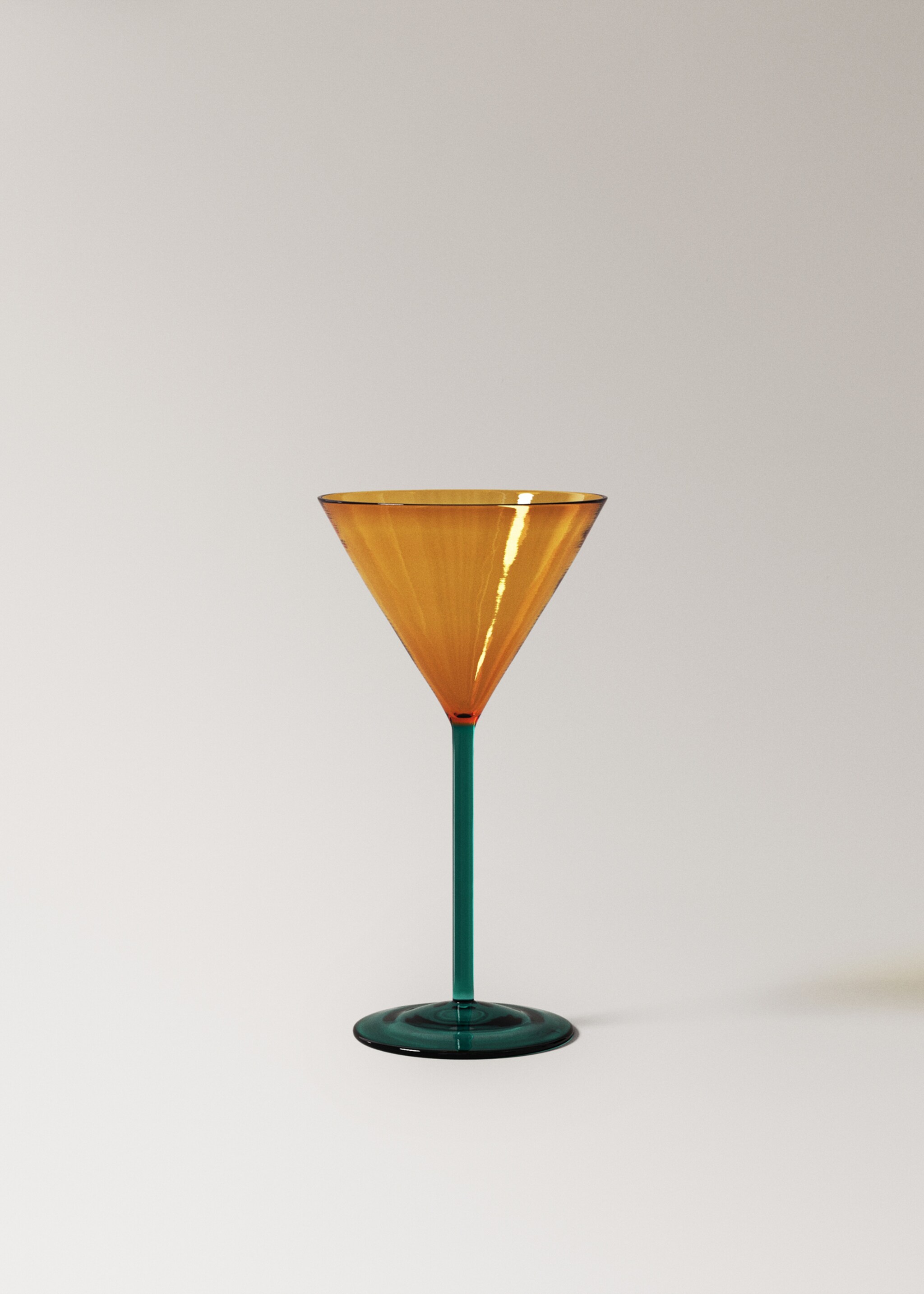 Bicolor borosilicate goblet - Article without model, Curry. Ref: 17025167-00.