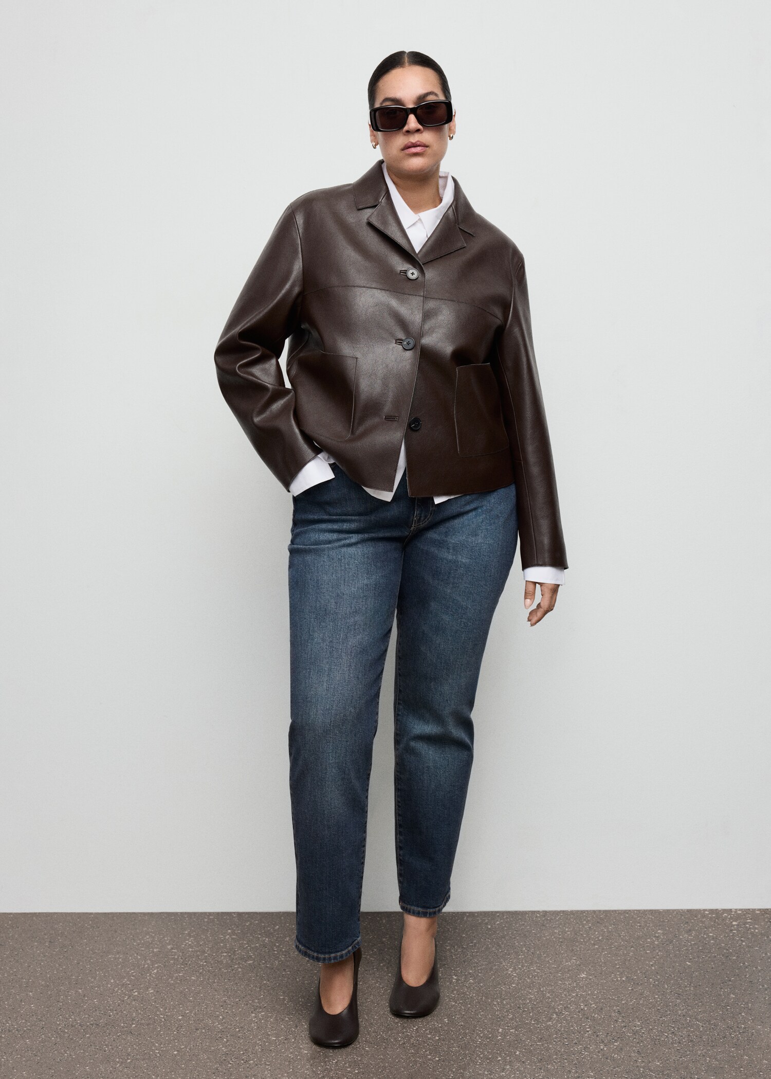 Mid-rise slim-fit jeans - Details of the article 3