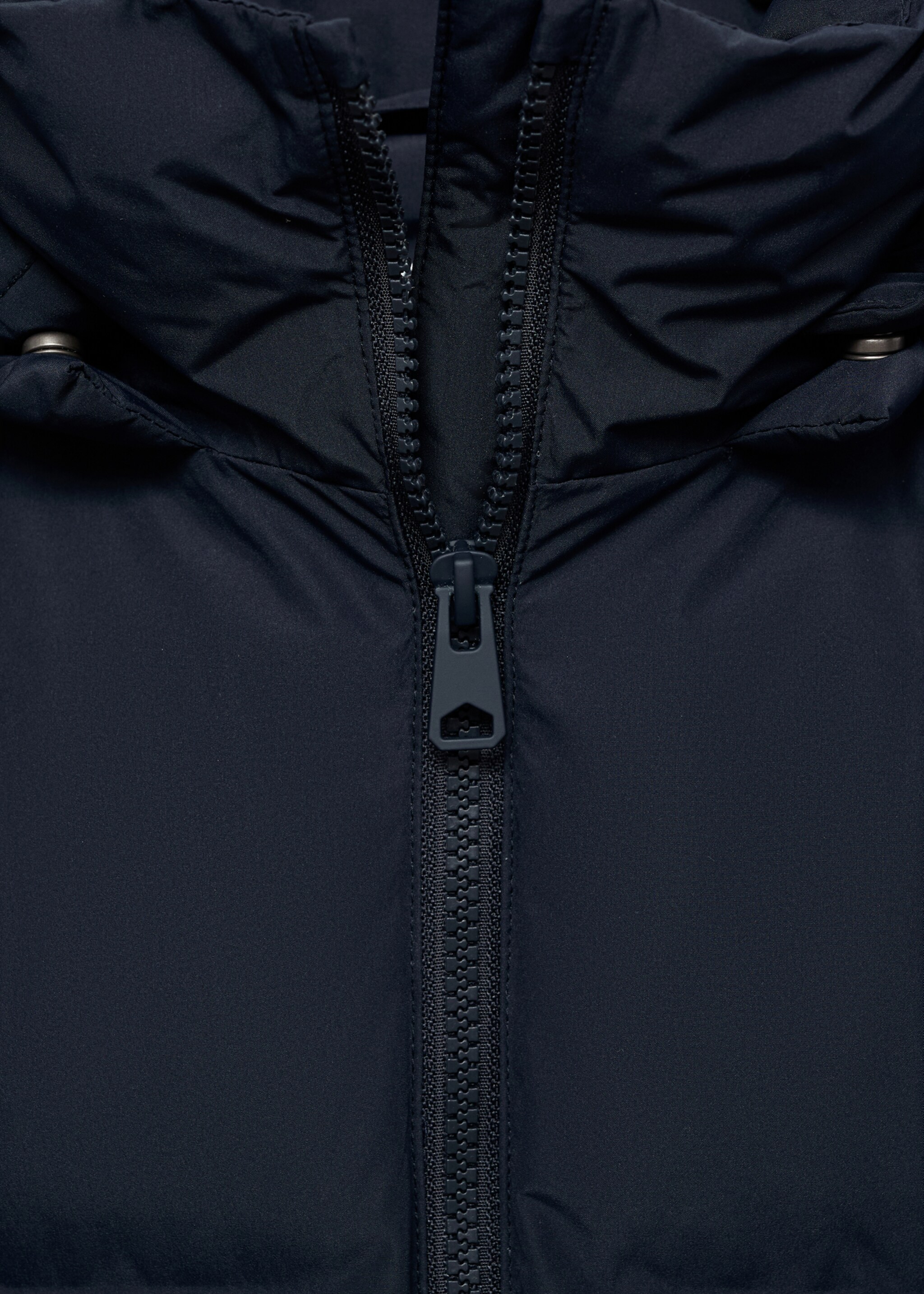 Quilted long coat - Details of the article 8, Navy. Ref: 17025787-00.