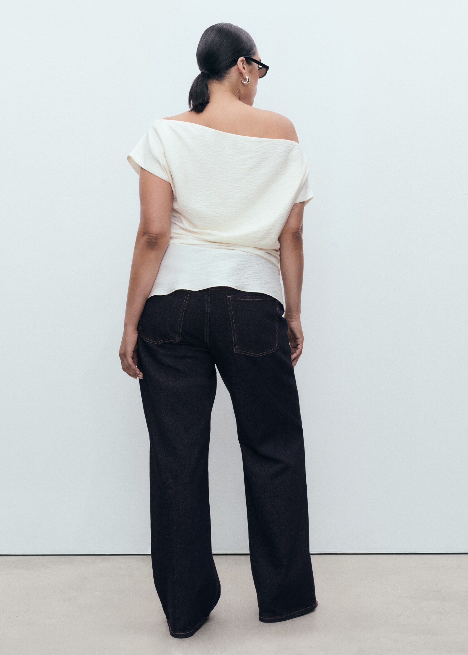 Danila wide leg high-rise jeans - Details of the article 4