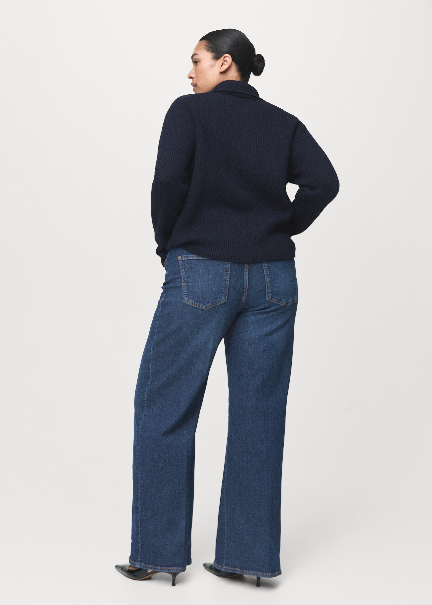 High-waisted wide-leg jeans - Details of the article 4