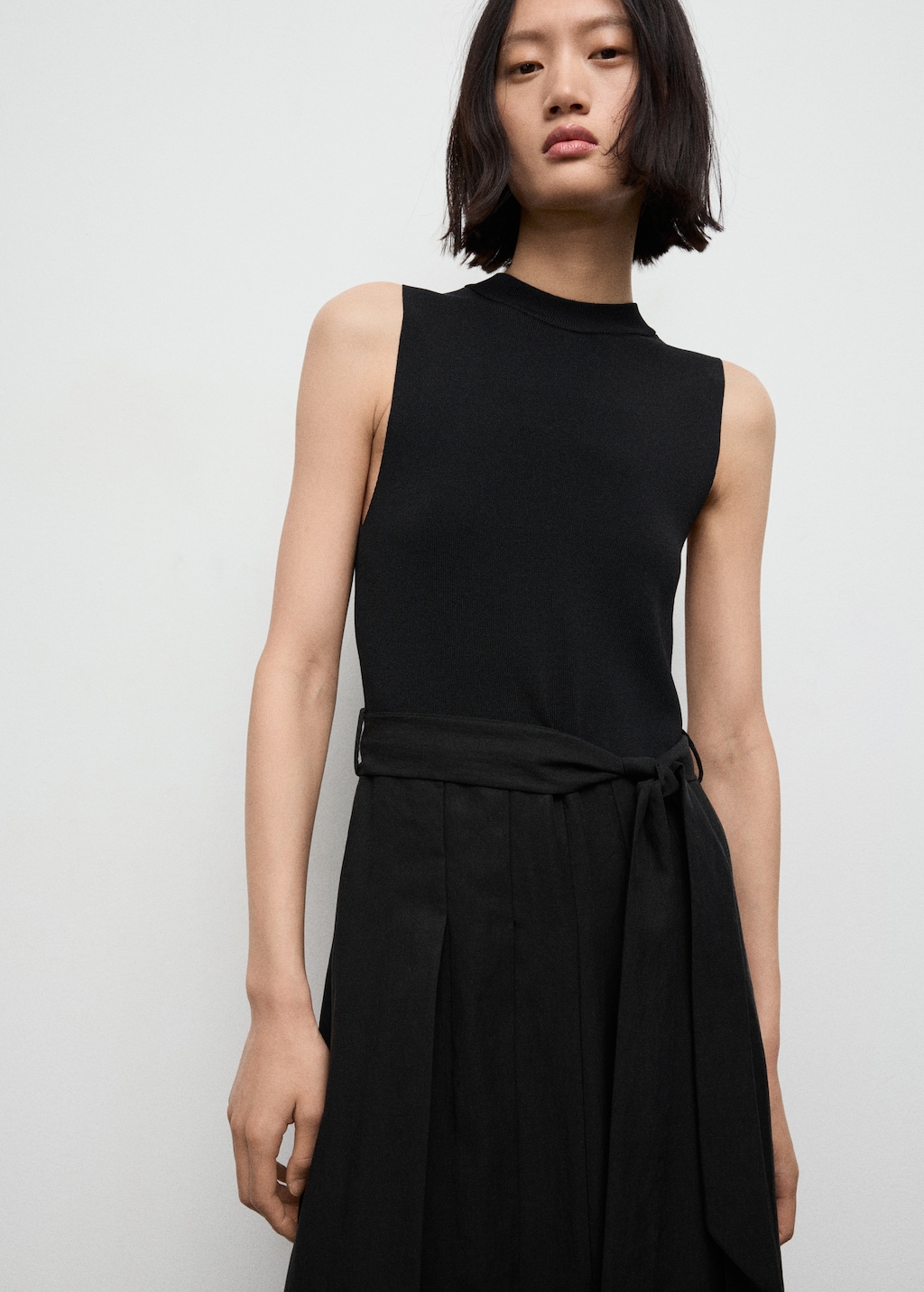 Combined woven dress with belt