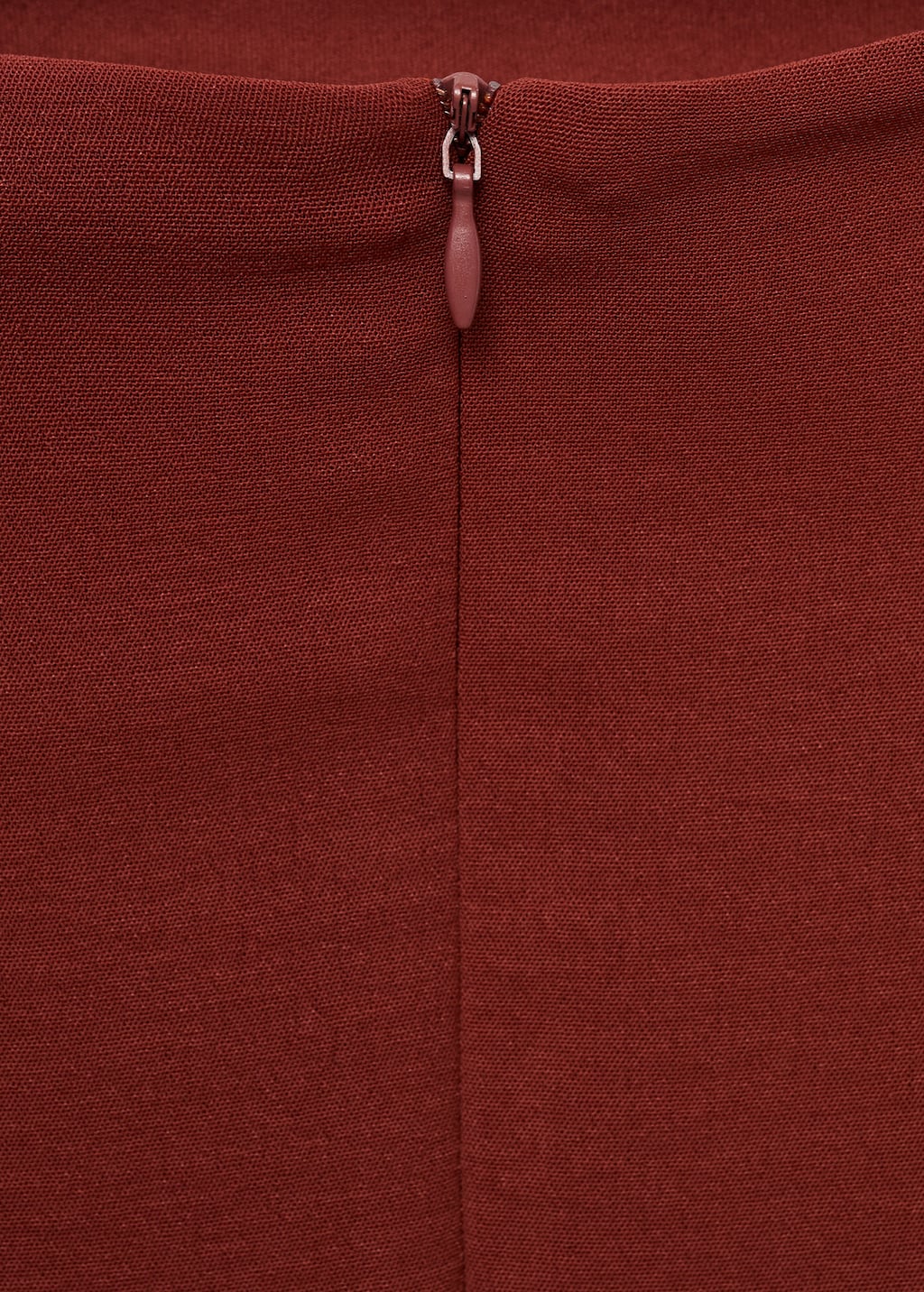 Ruched dress with knot detail