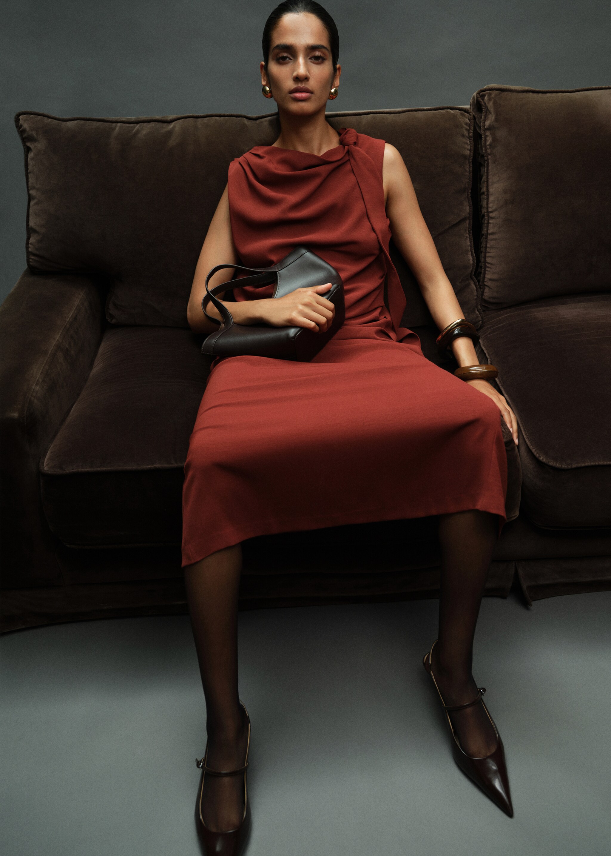 Ruched dress with knot detail - Details of the article 6, Burnt Orange. Ref: 17025822-00.