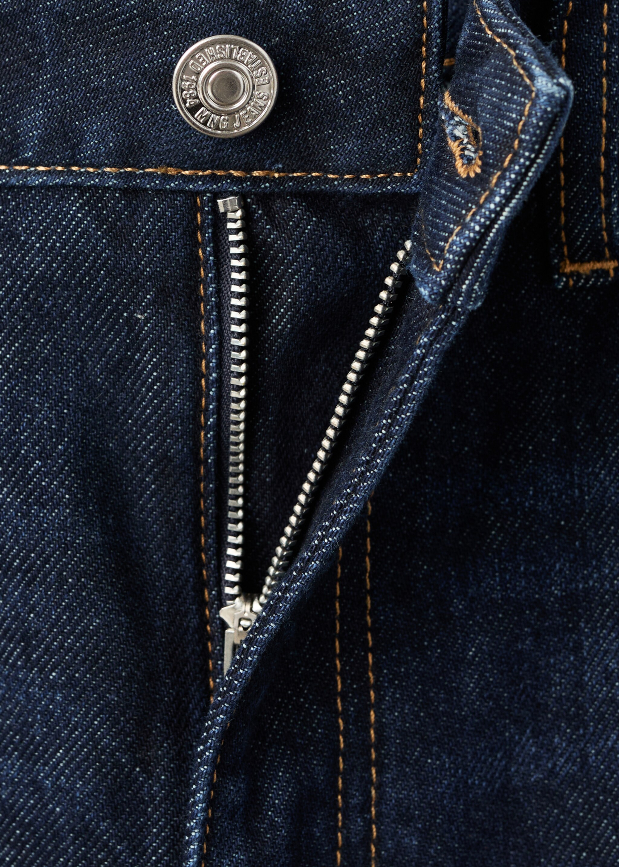 Mom2000 high-rise jeans - Details of the article 8, Dark Blue. Ref: 17025827-00.