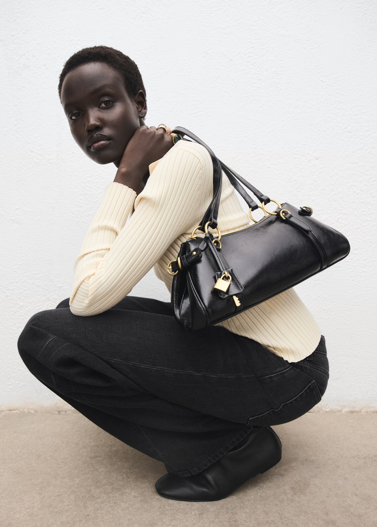 Mid-rise balloon jeans - Details of the article 2