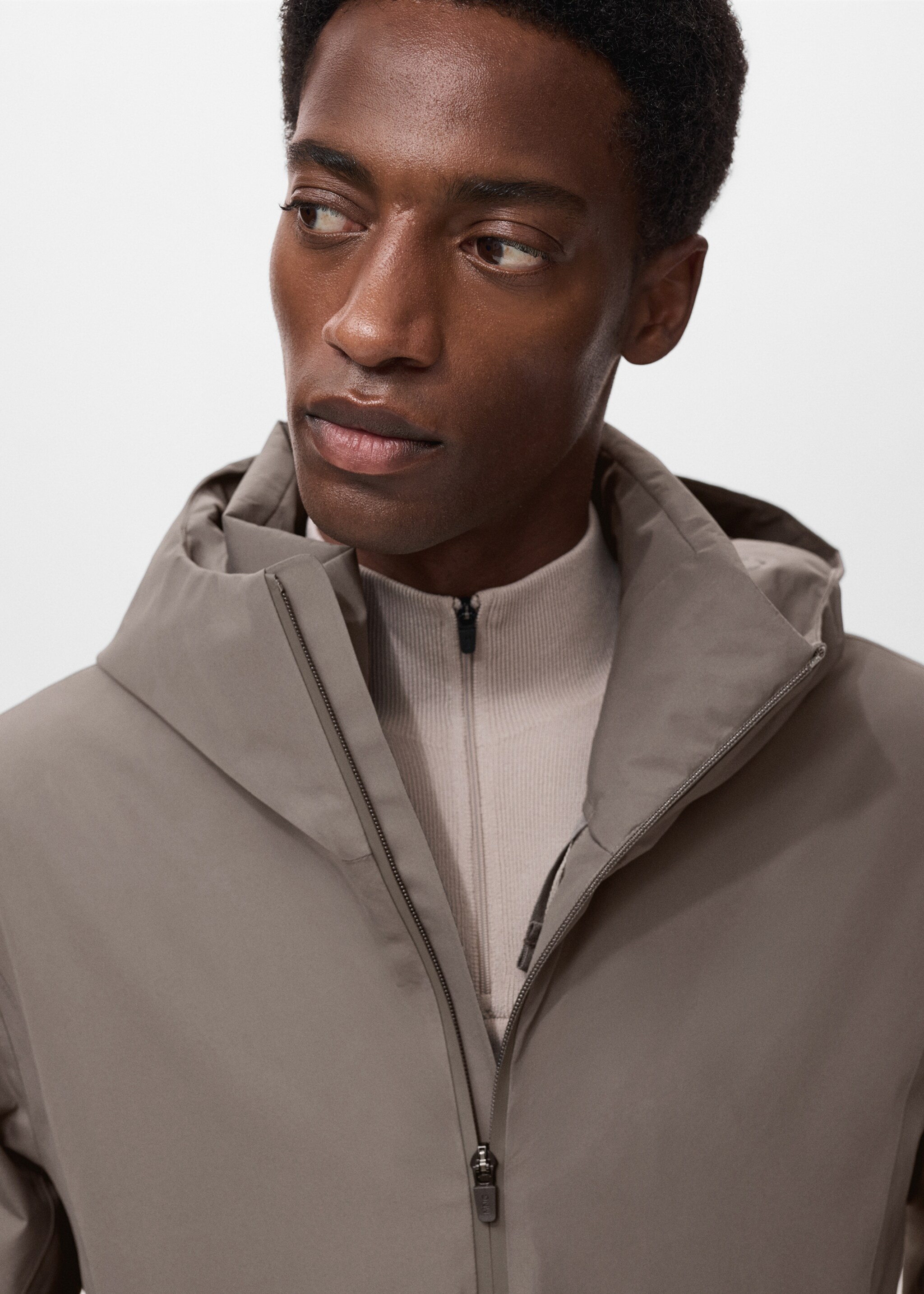 Water-repellent Thermolite® hooded jacket - Details of the article 1, Medium Brown. Ref: 17025969-00.