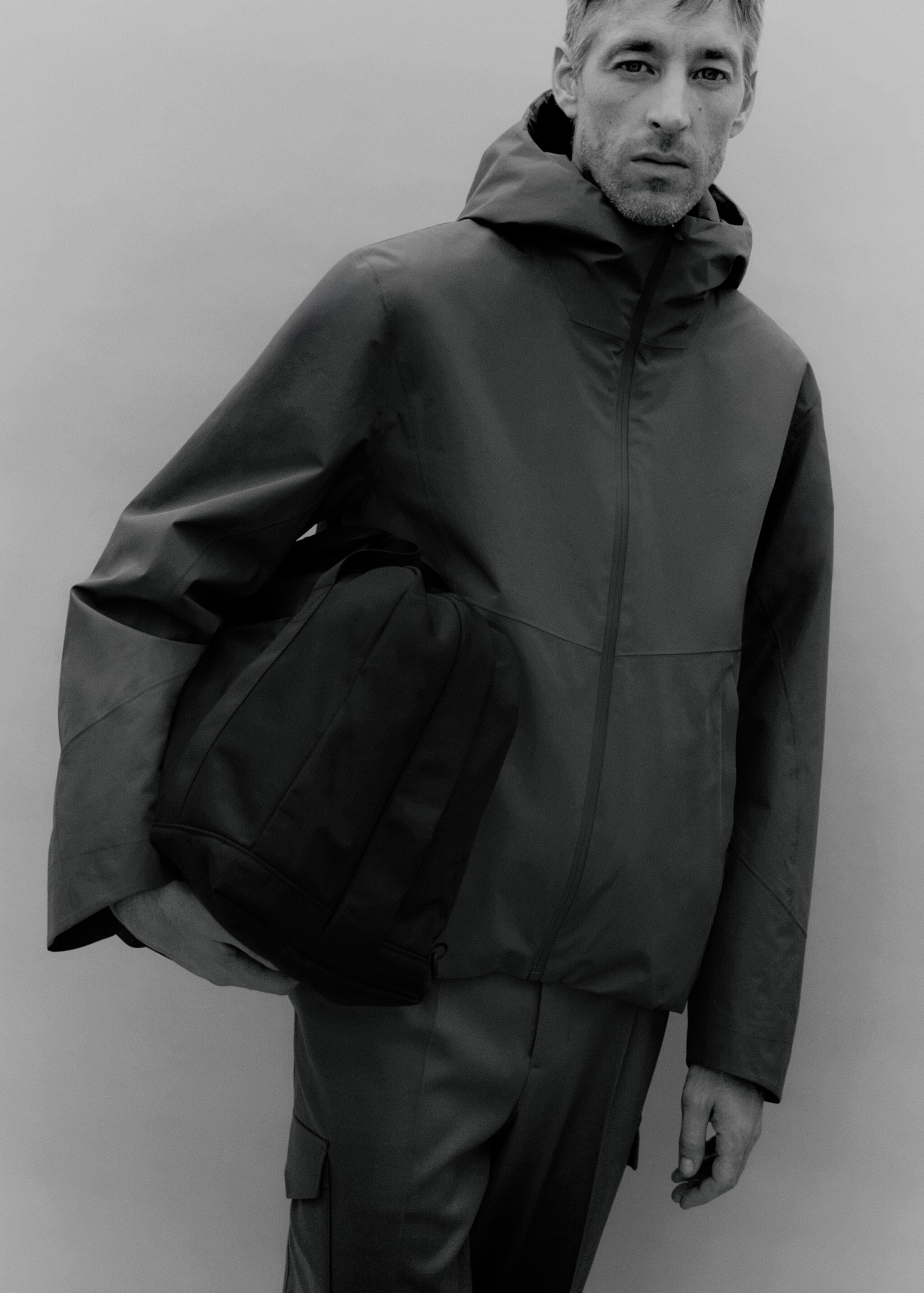 Water-repellent Thermolite® hooded jacket - Details of the article 3, Medium Brown. Ref: 17025969-00.