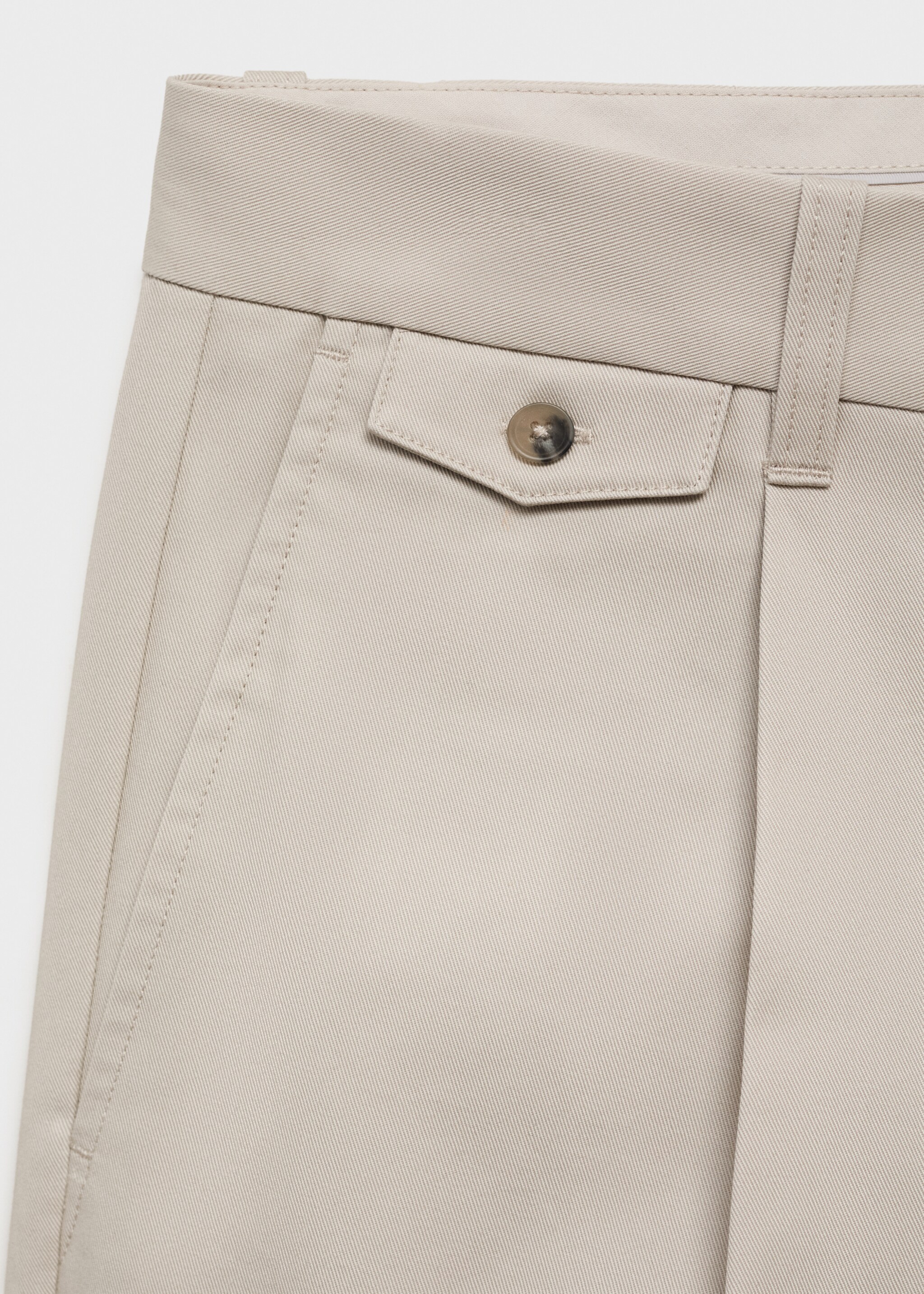 Pantalon regular fit coton pinces - Détail de l'article 8, Sable. Ref: 17025970-00.