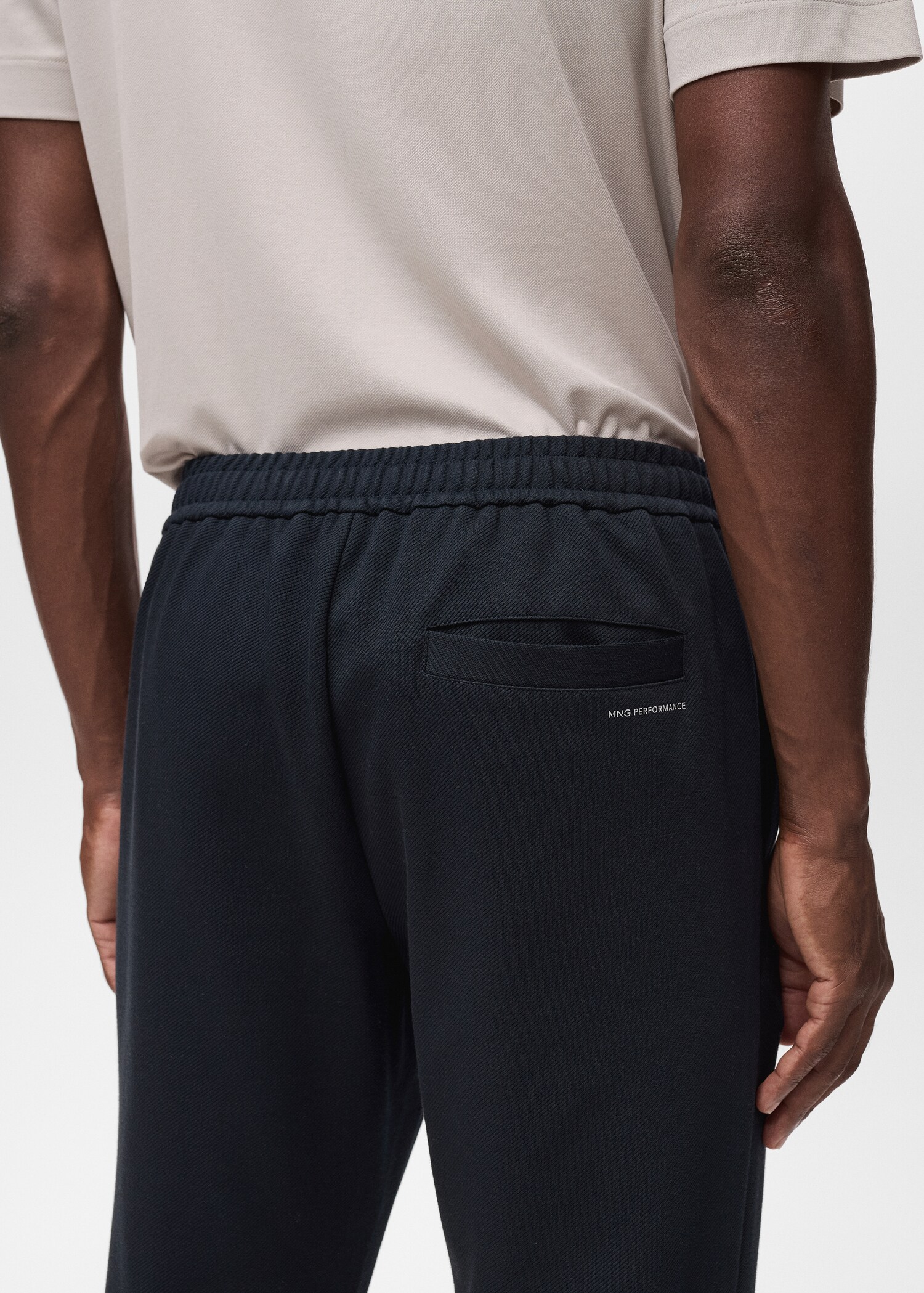 Pantalón jogger técnico estructura - Detalle del artículo 6