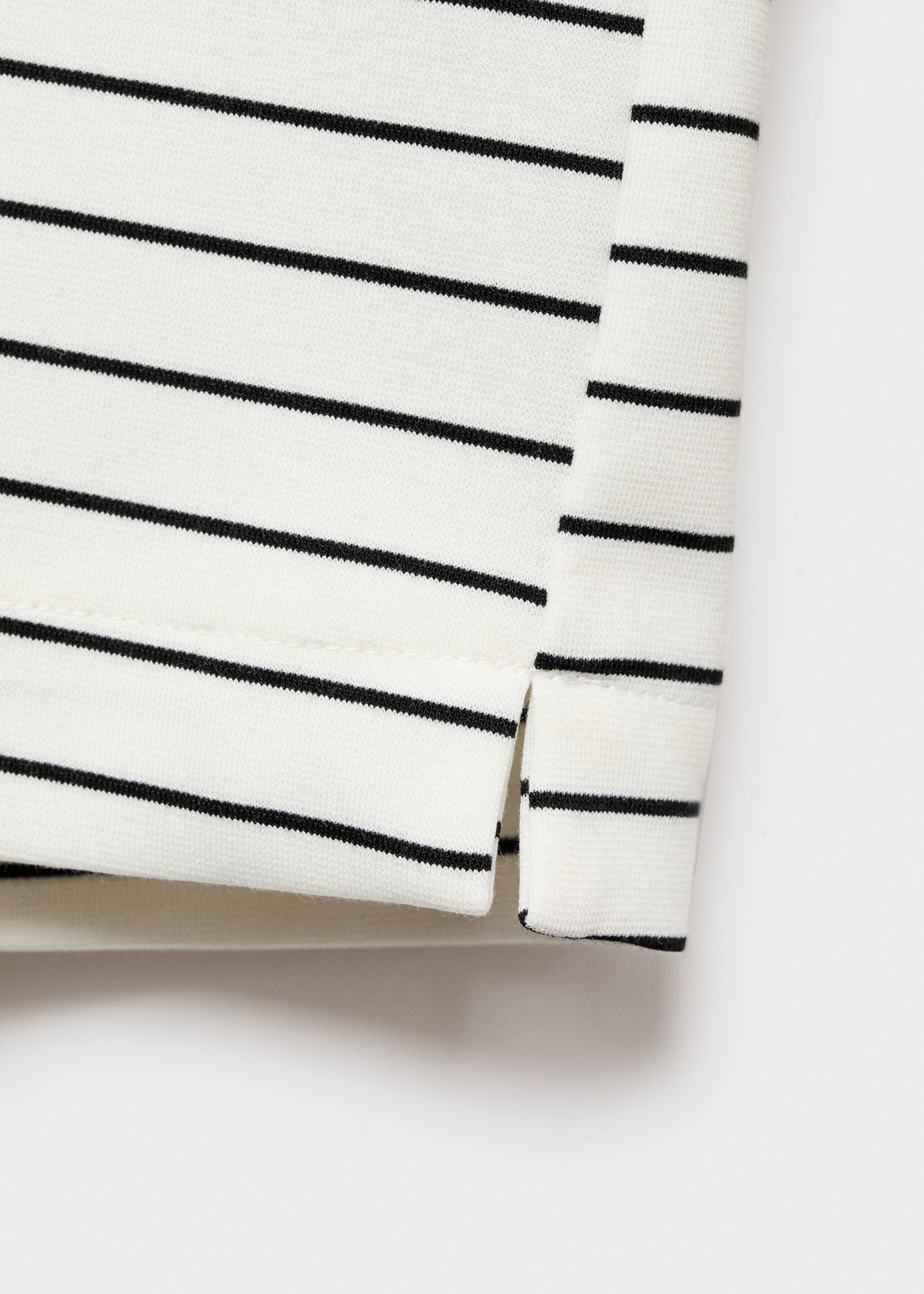 Striped long sleeves t-shirt - Details of the article 0, Ecru. Ref: 17025978-00.