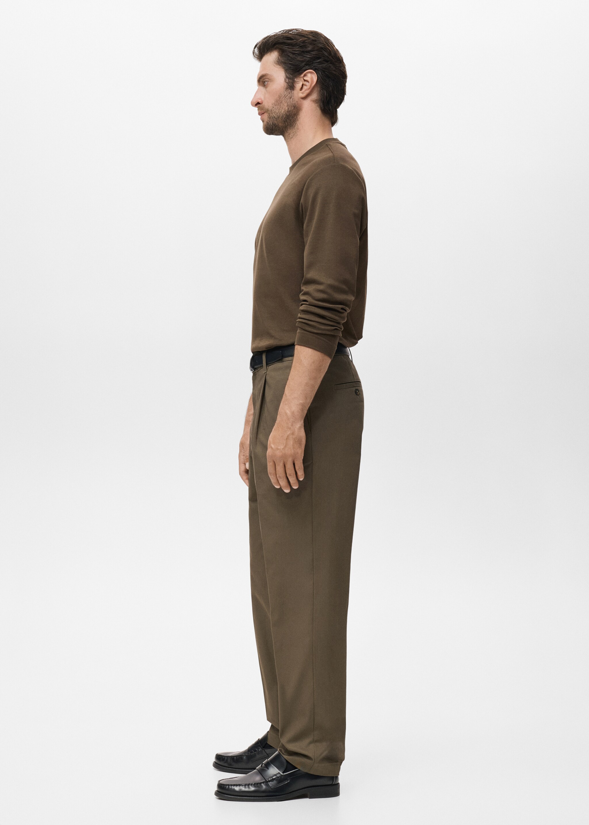 Long sleeve regular fit T-shirt - Details of the article 2, Olive Green. Ref: 17025979-00.