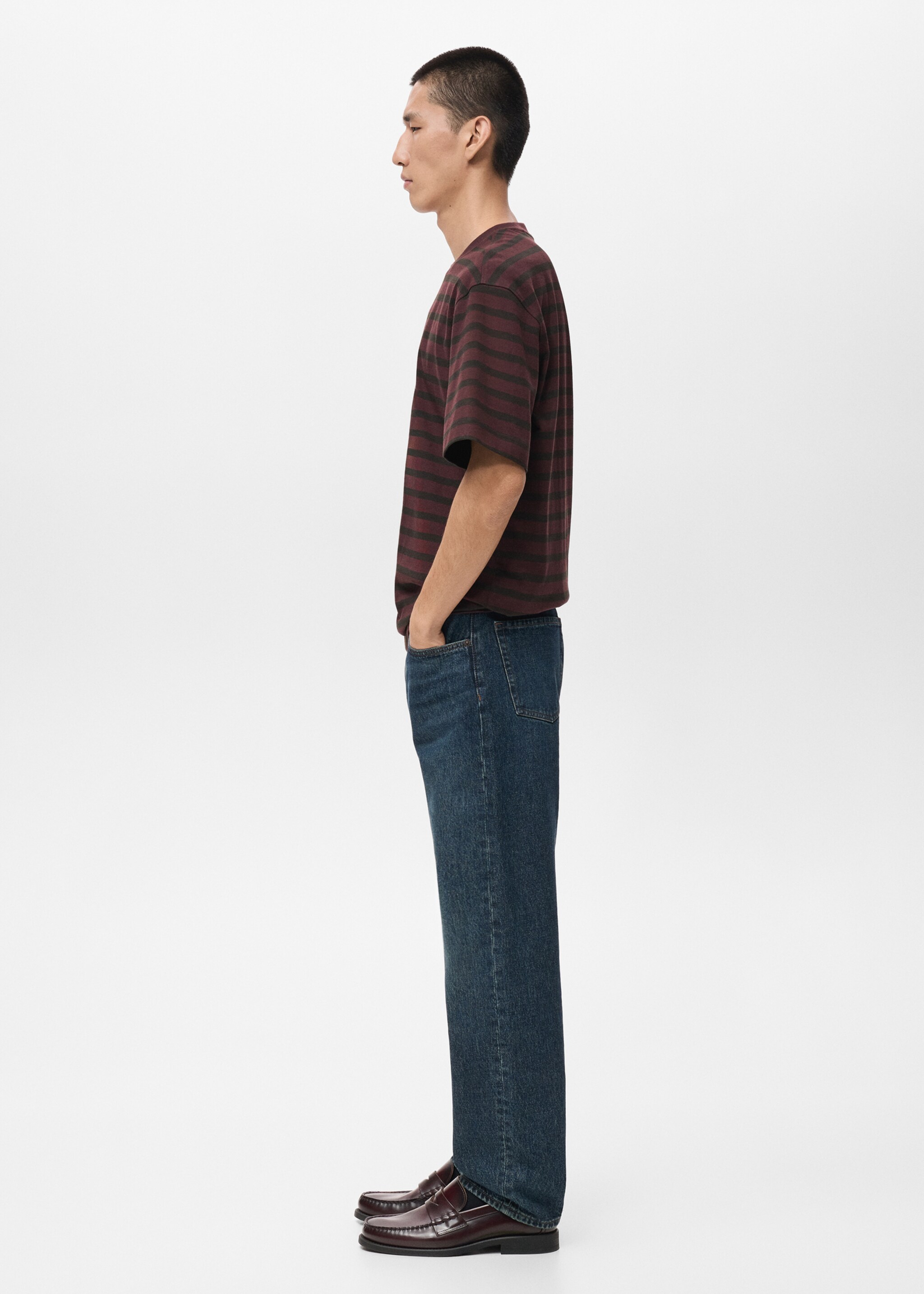 Gestreepte T-shirt 100% katoen relaxed fit - Detail van het artikel 2, Wijnrood. Ref: 17025980-00.