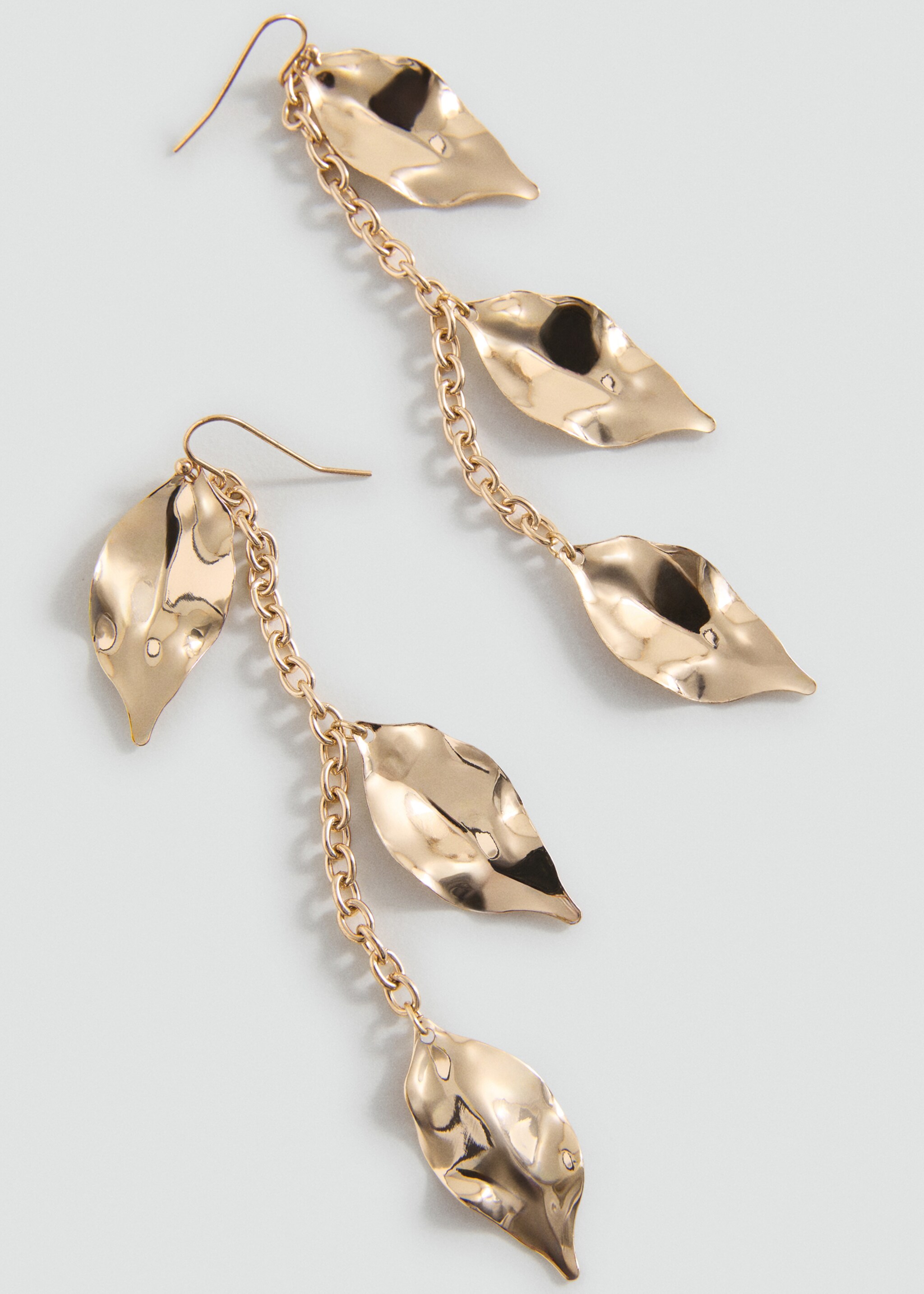 Leaves pendant earrings - Medium plane, Gold. Ref: 17025994-00.