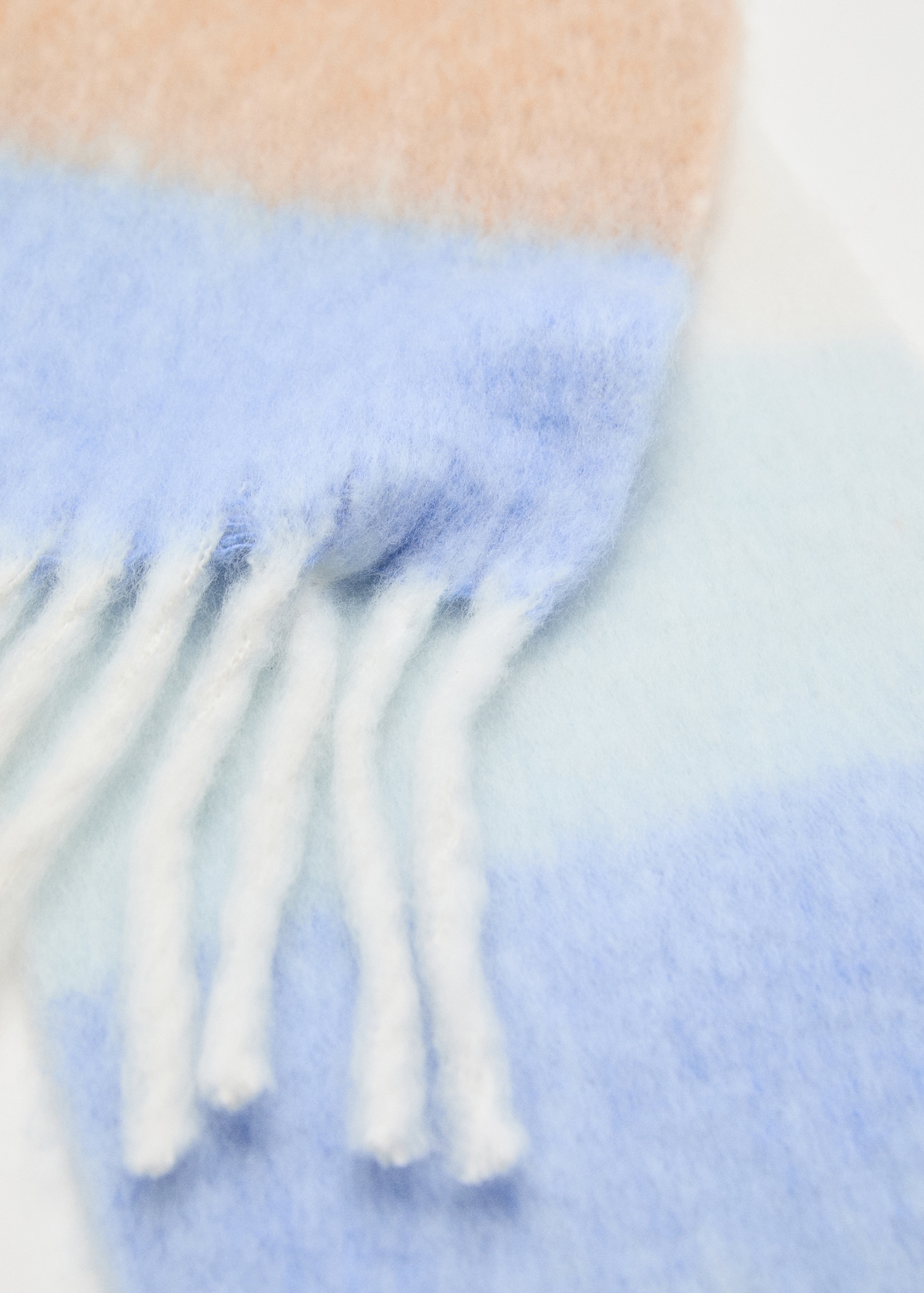 围巾 .-- stripes - null