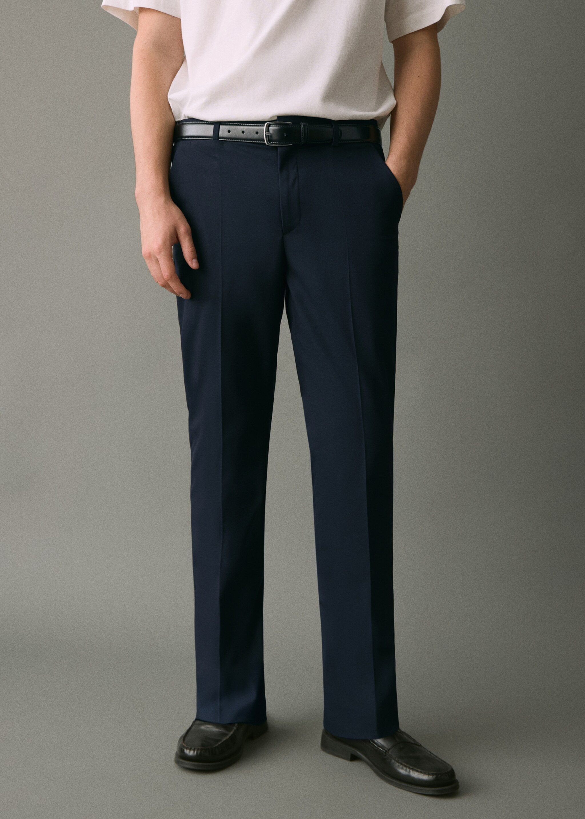 Straight suit trousers - Medium plane, Navy. Ref: 17026329-00.